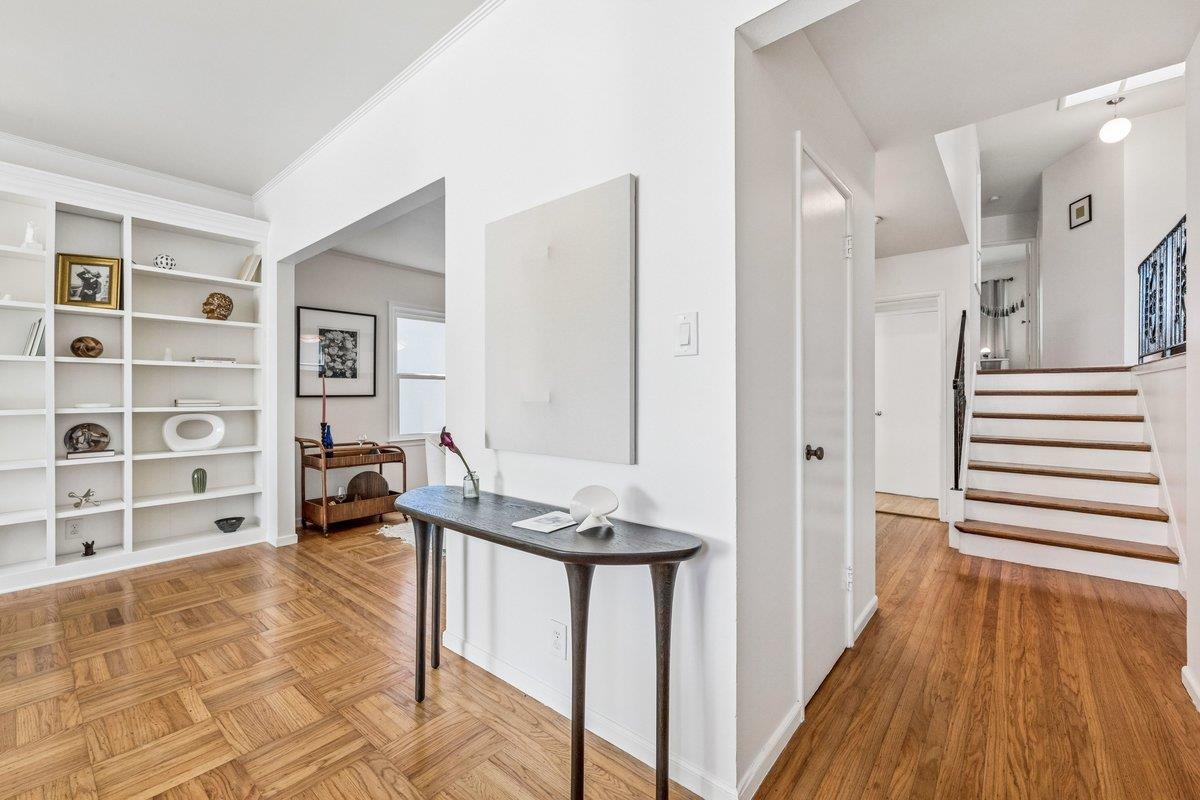 368 Northgate Avenue