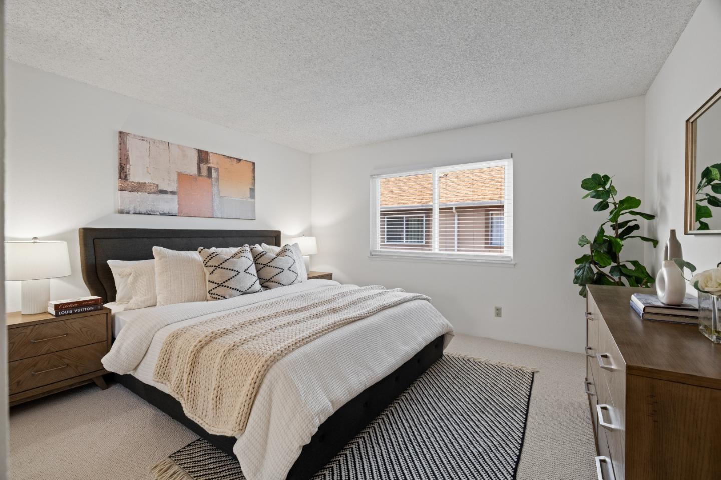 2456 West Bayshore Road 10