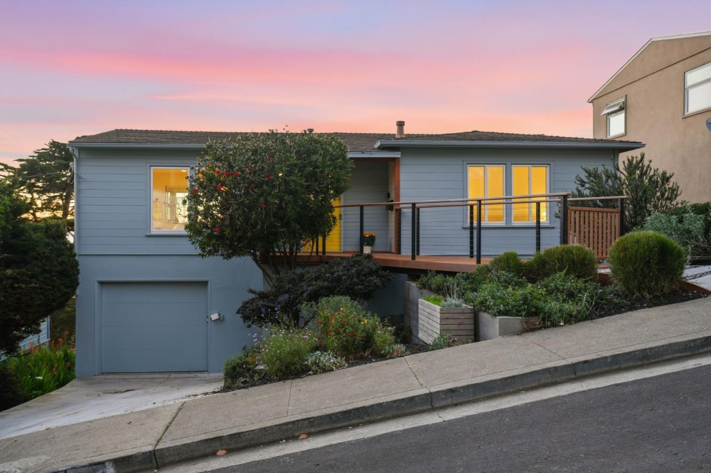 14 Cragmont Court