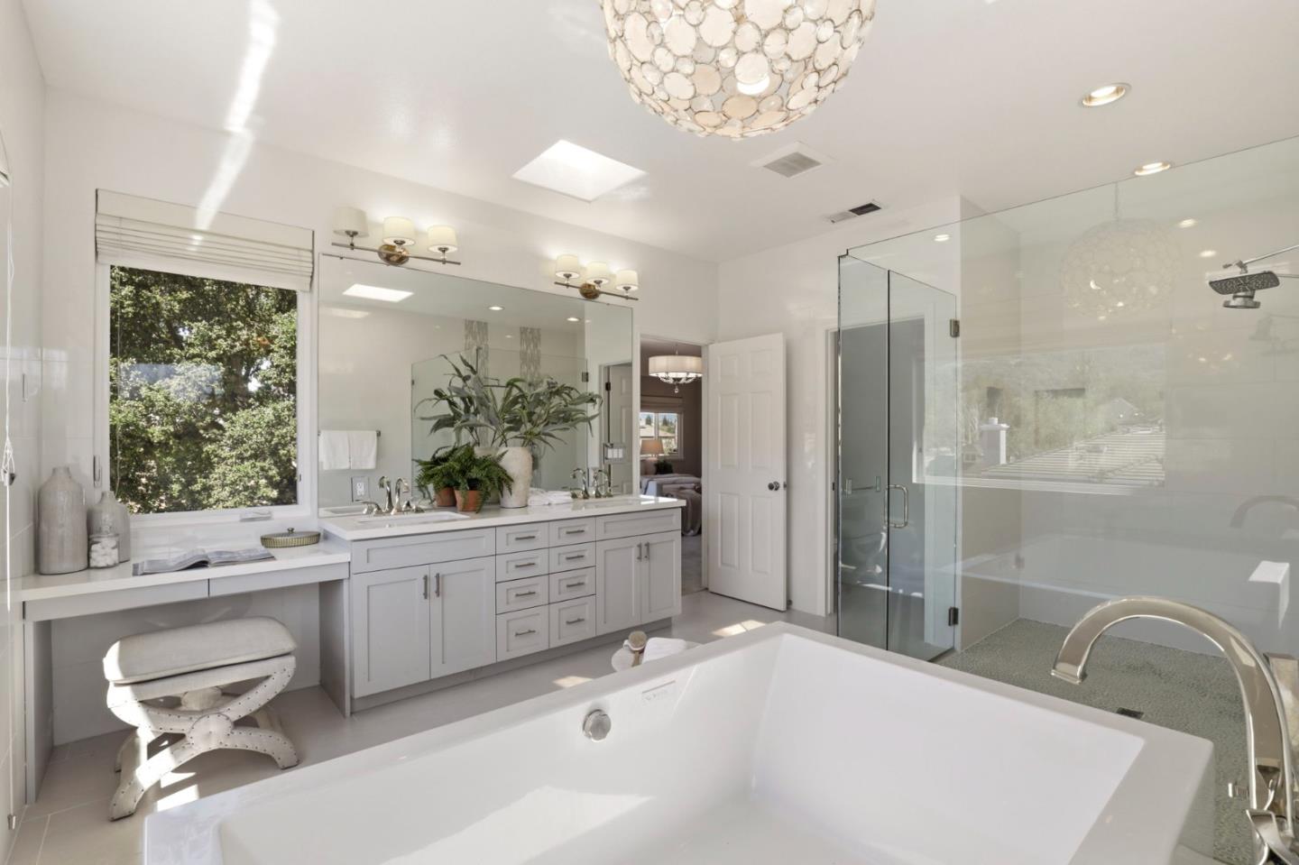 1103 Barnes Lane
