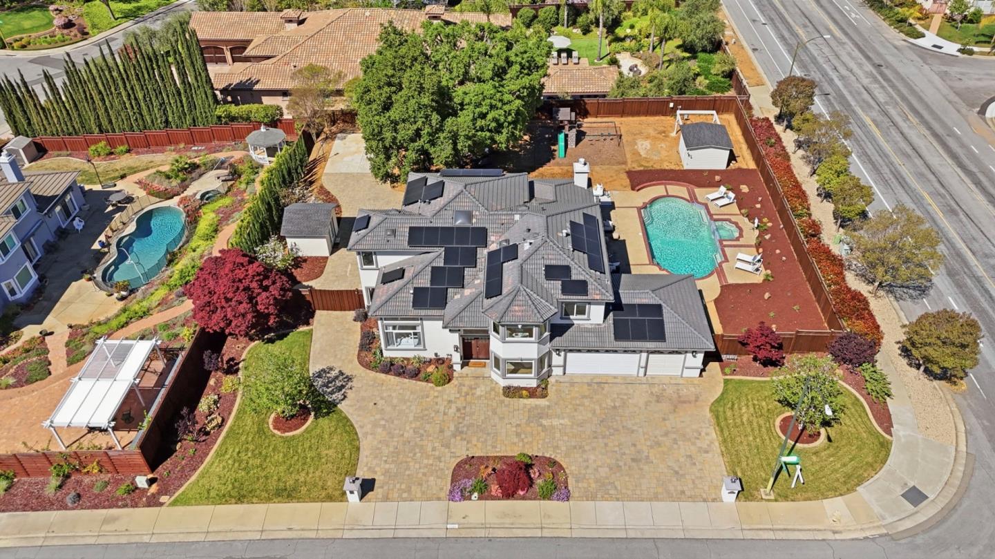 1103 Barnes Lane