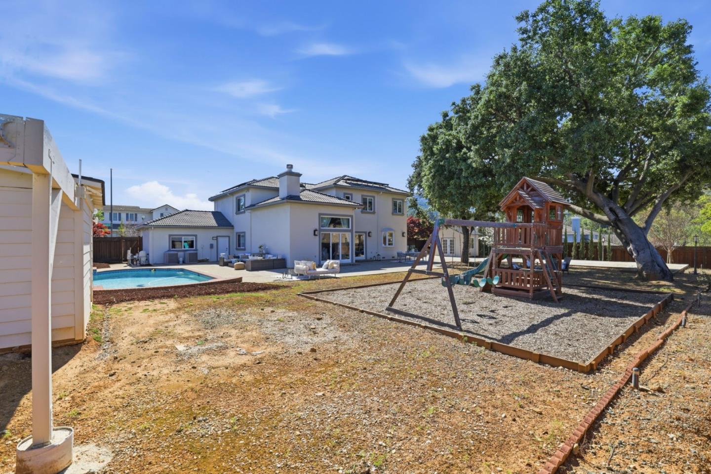 1103 Barnes Lane