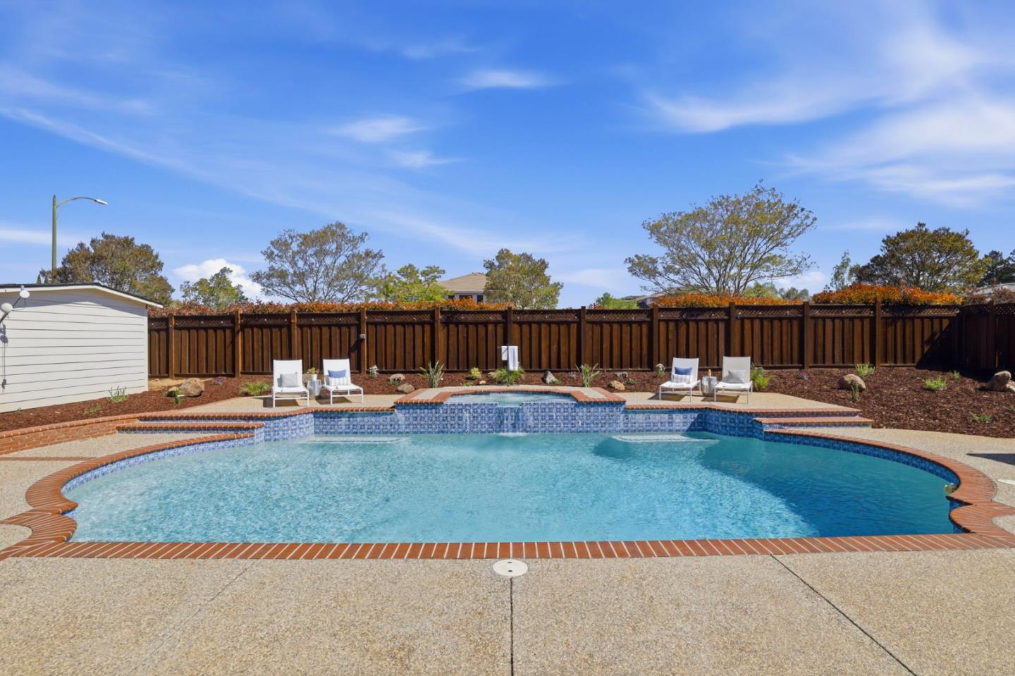 1103 Barnes Lane