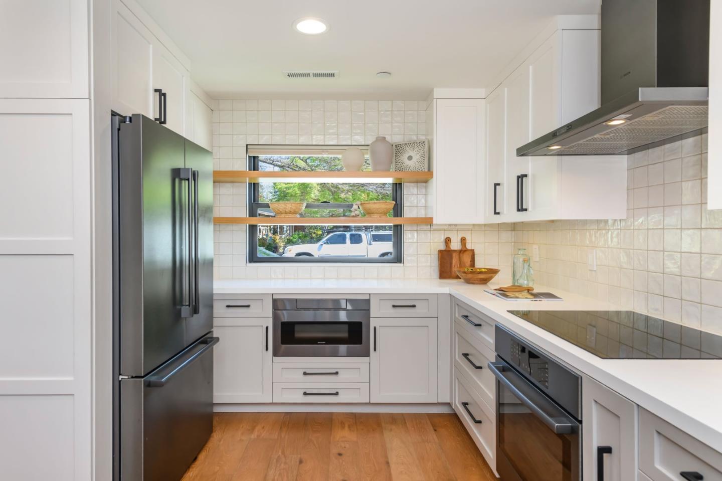 1162 Mckinley Street