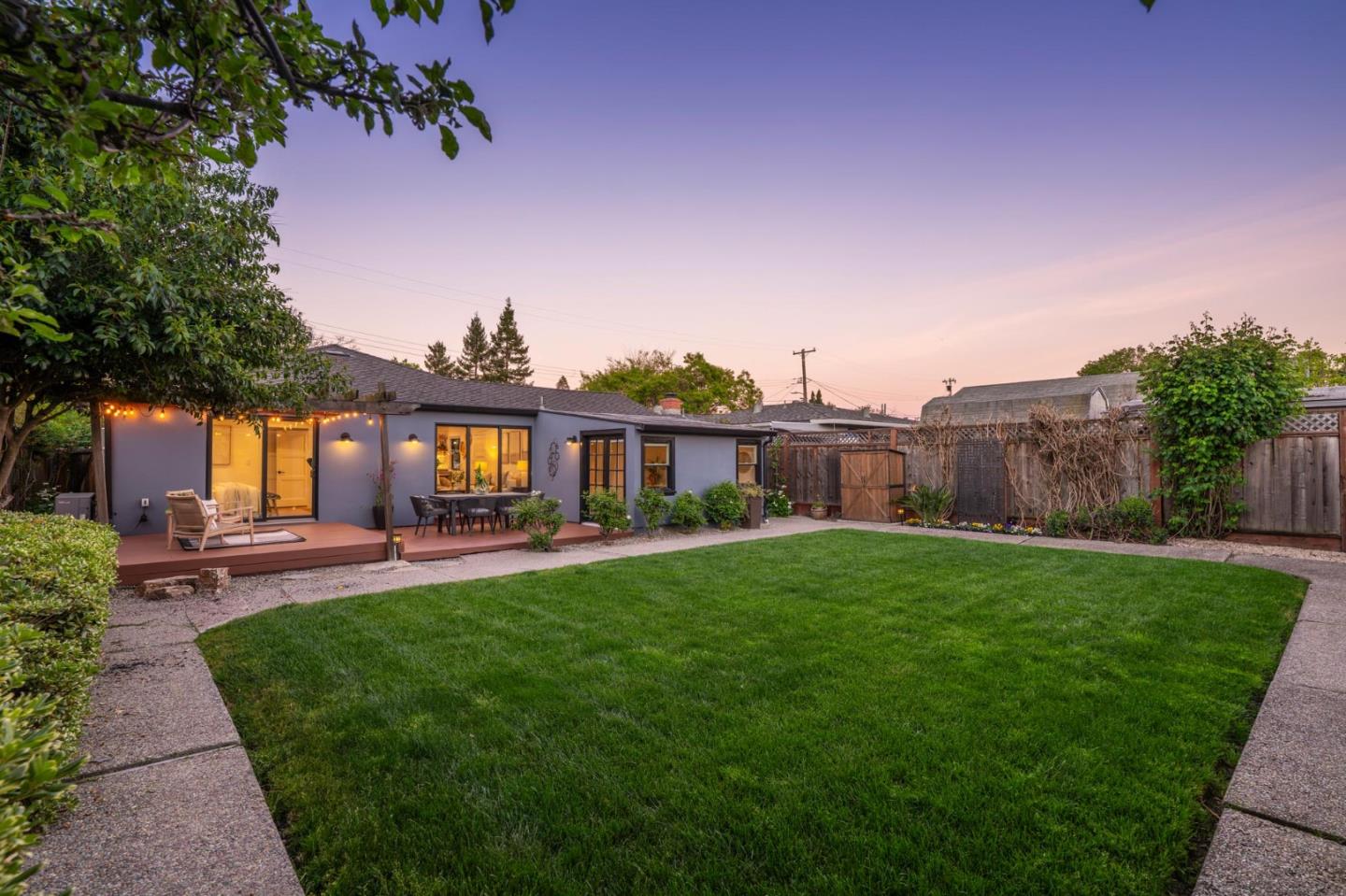 1162 Mckinley Street