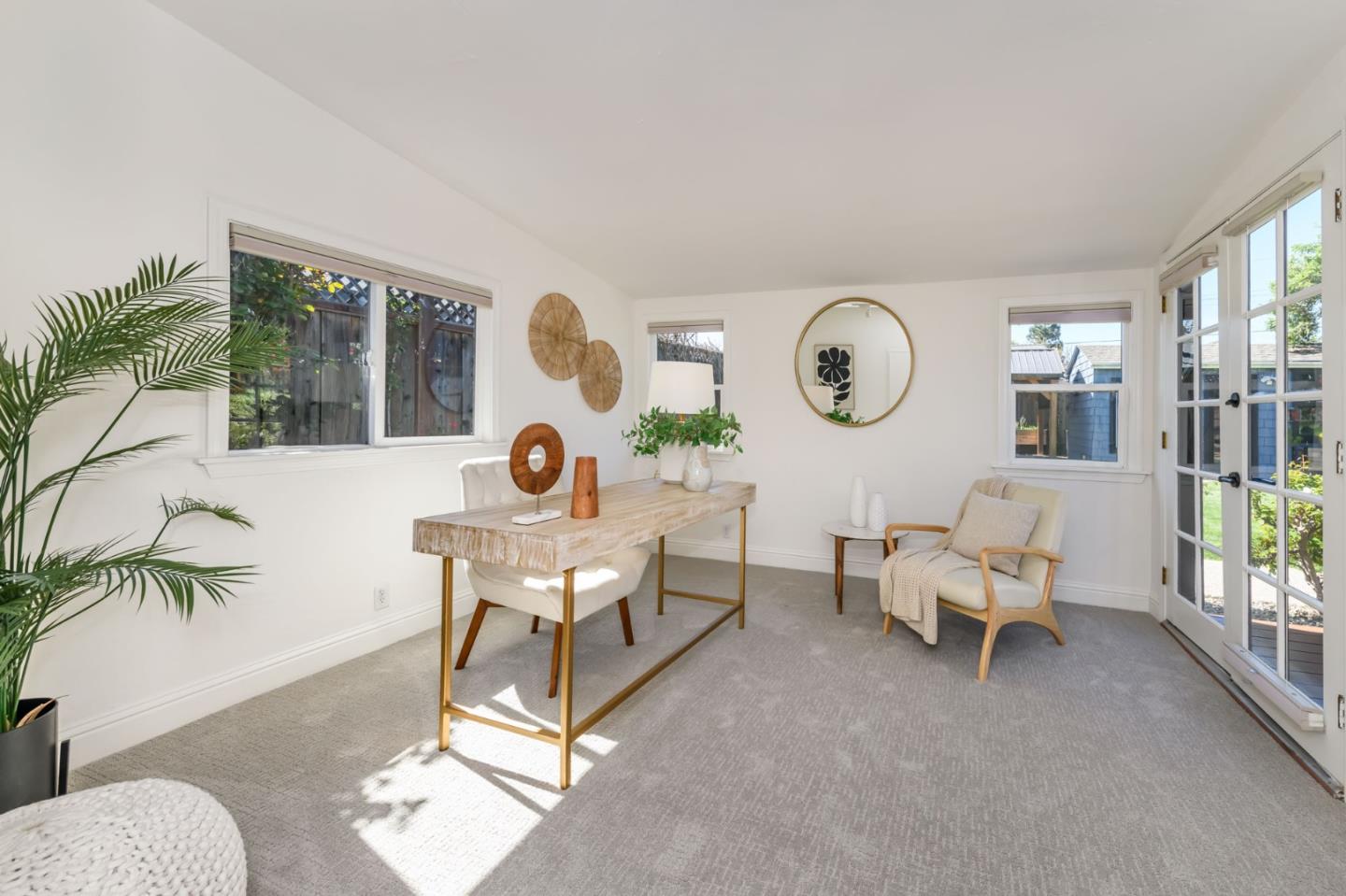 1162 Mckinley Street