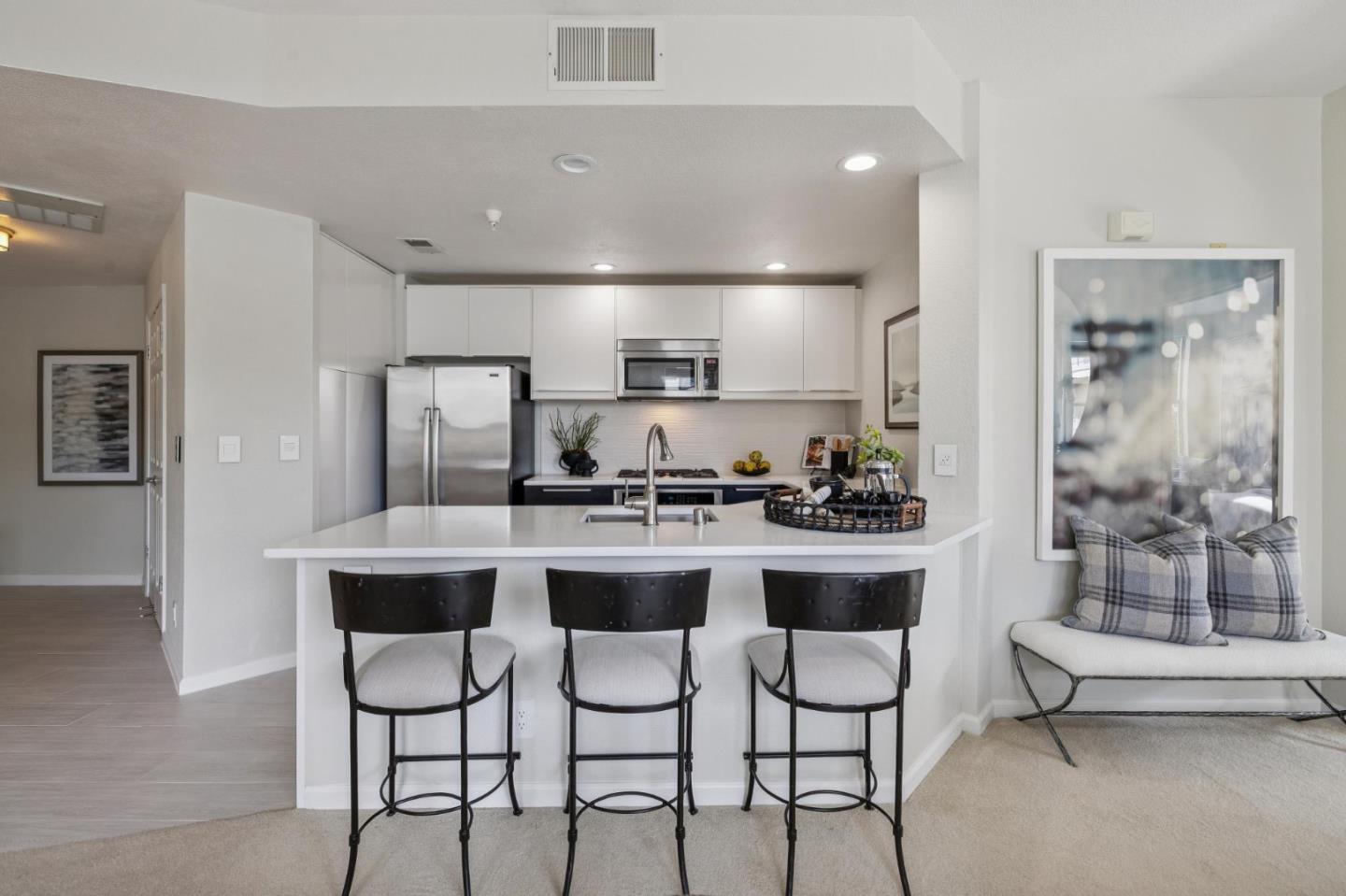 100 Baltic Circle 128