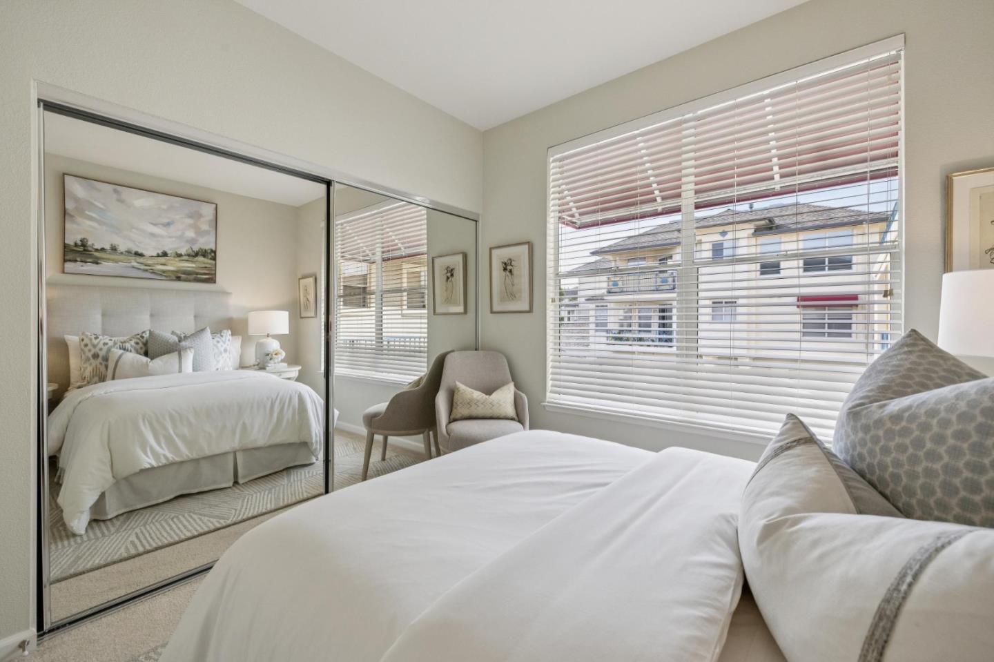 100 Baltic Circle 128