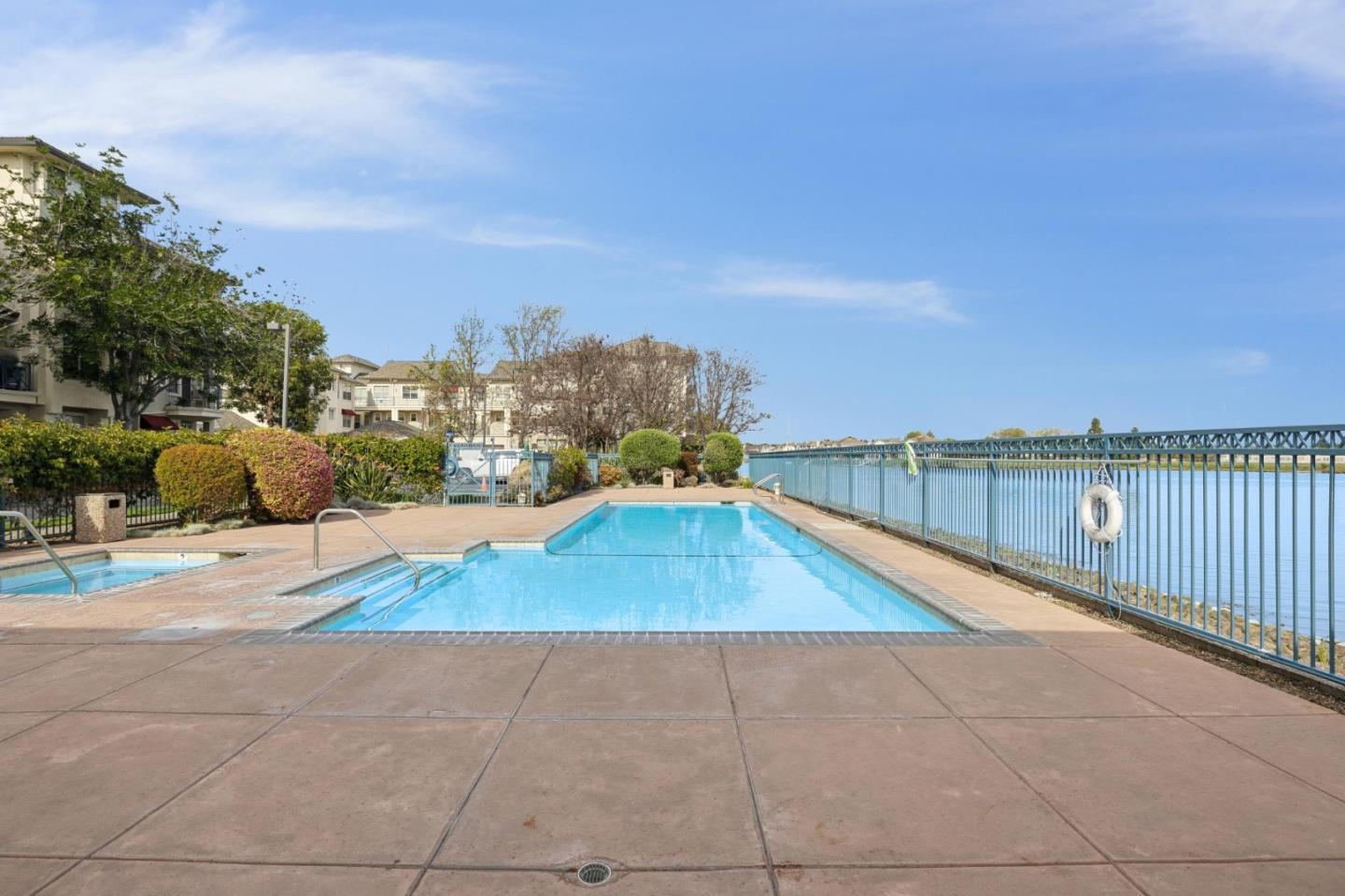 100 Baltic Circle 128