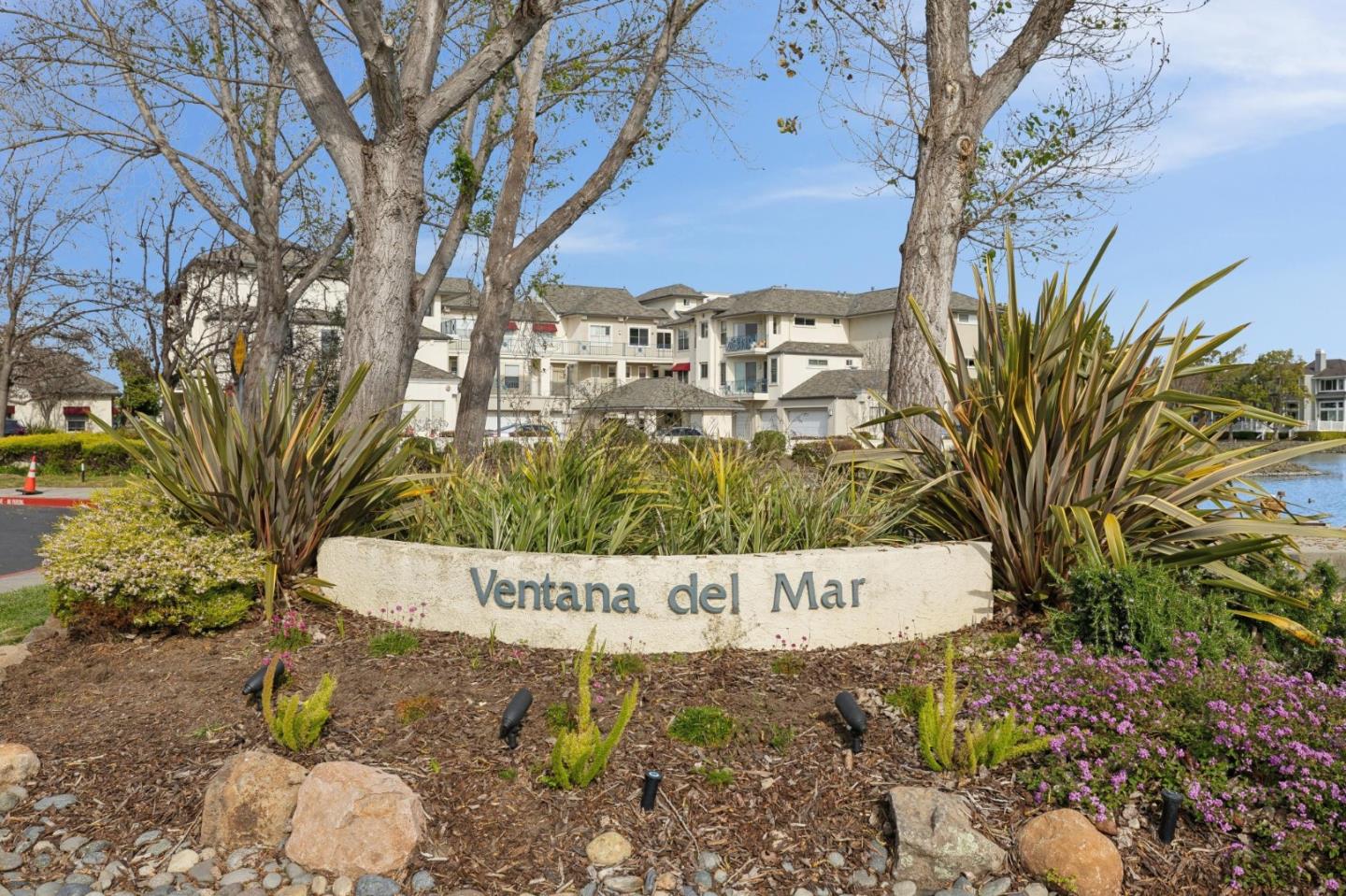 100 Baltic Circle 128