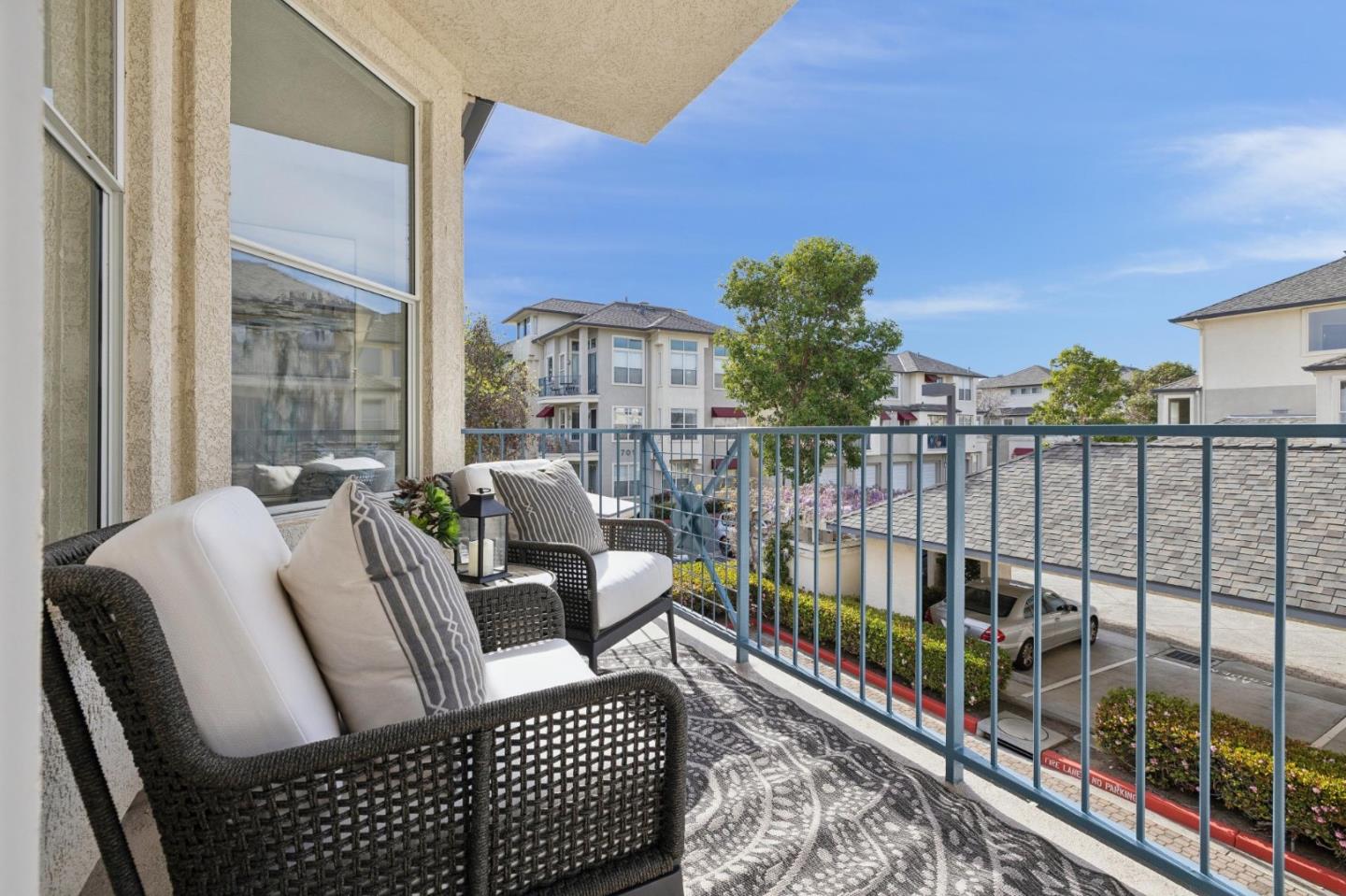 100 Baltic Circle 128