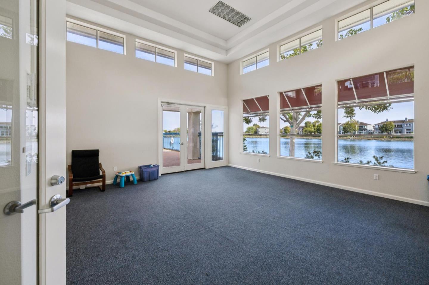 100 Baltic Circle 128