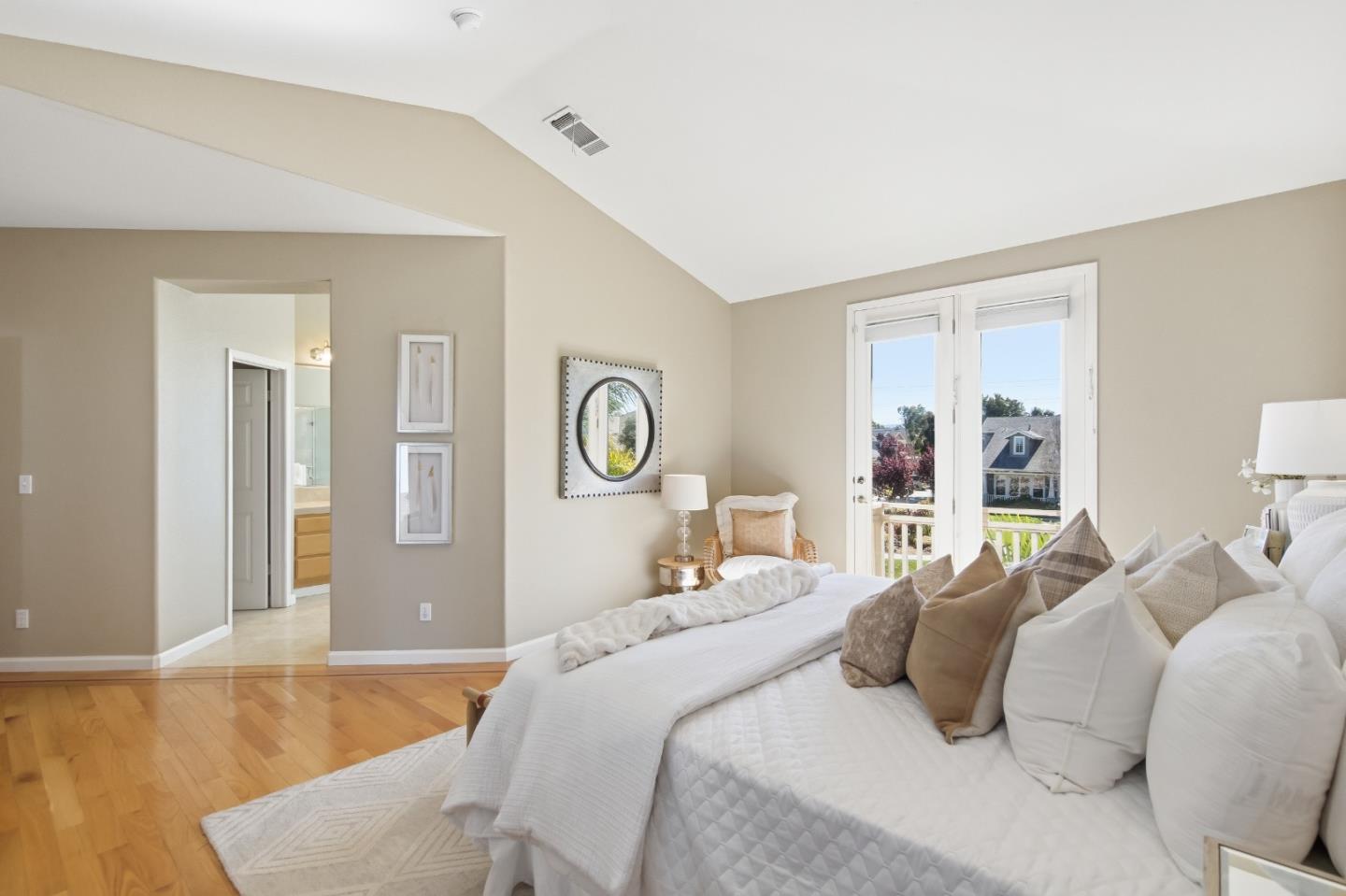 703 Lacewing Lane
