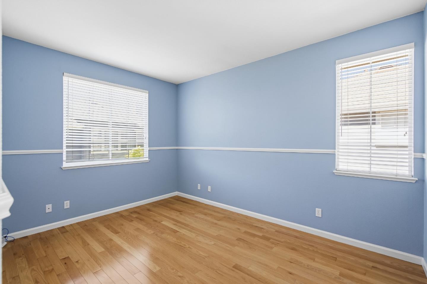 703 Lacewing Lane