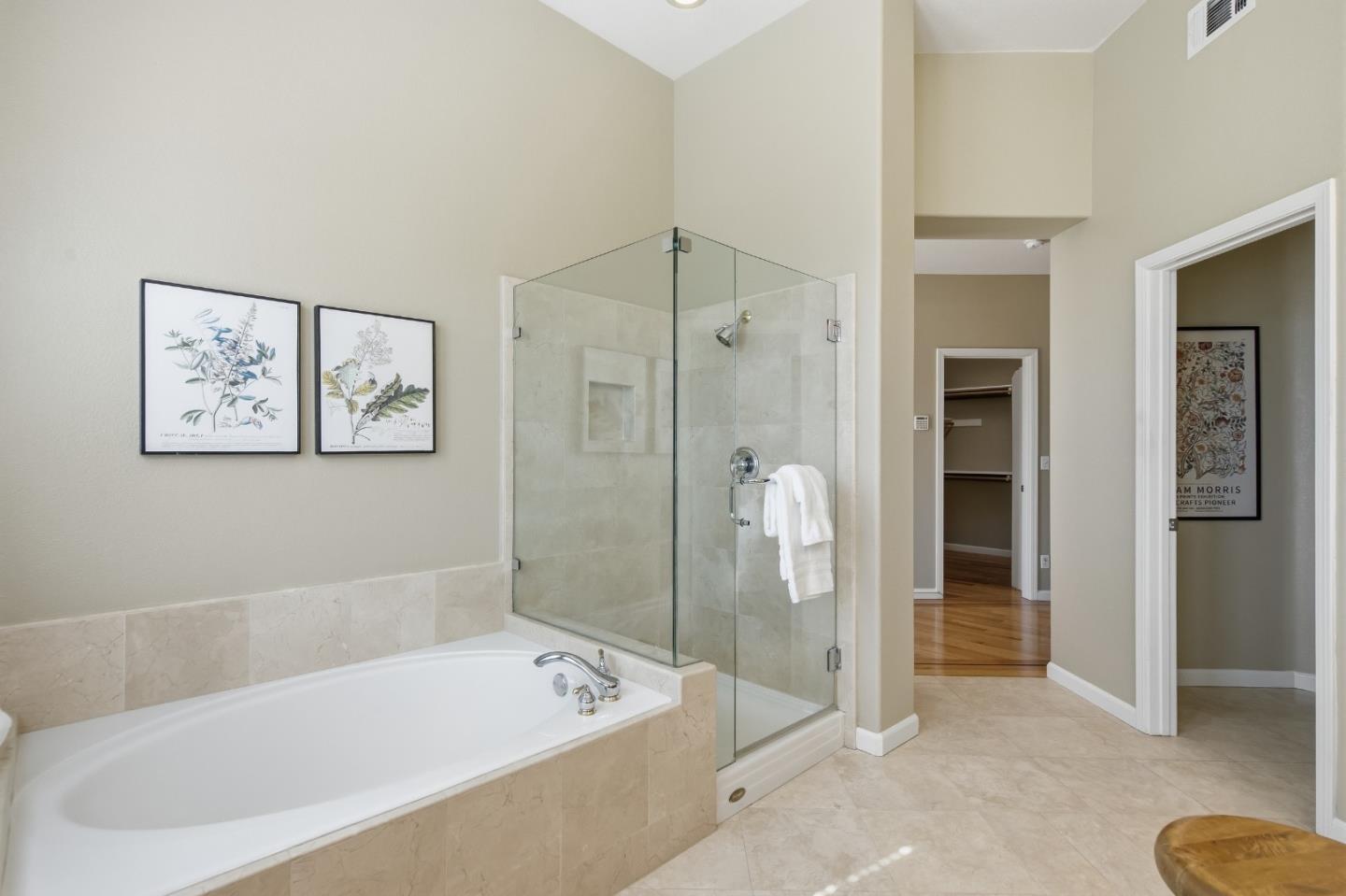 703 Lacewing Lane