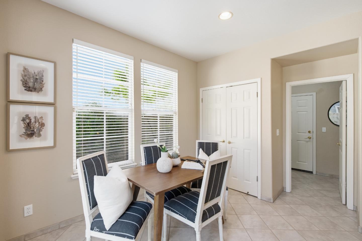 703 Lacewing Lane