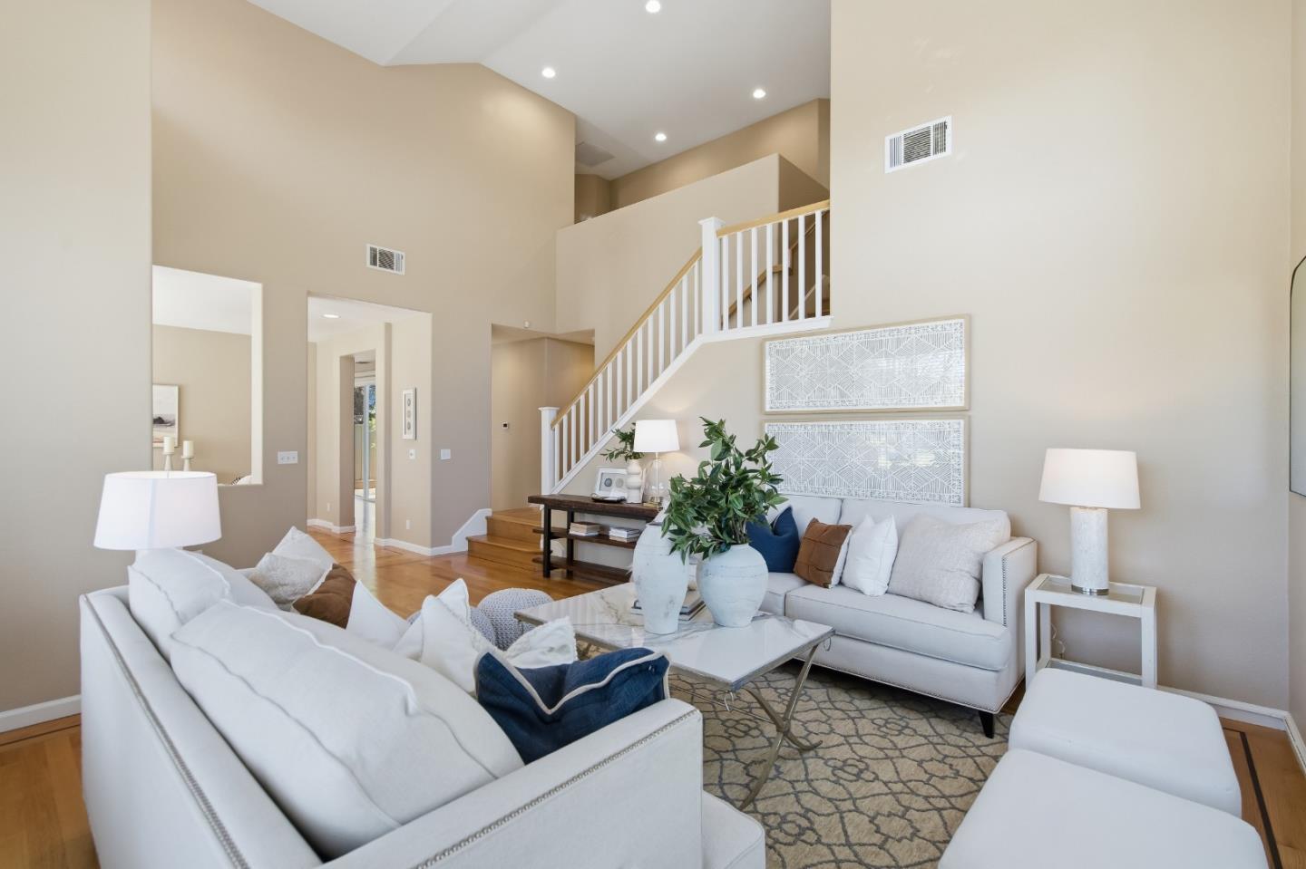 703 Lacewing Lane