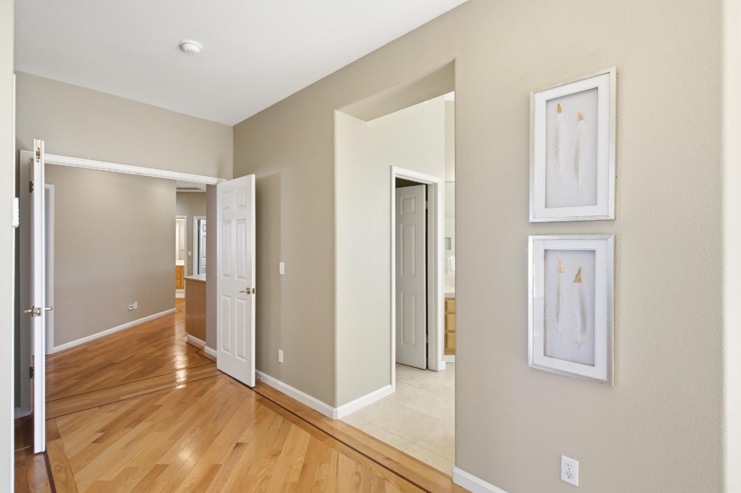 703 Lacewing Lane