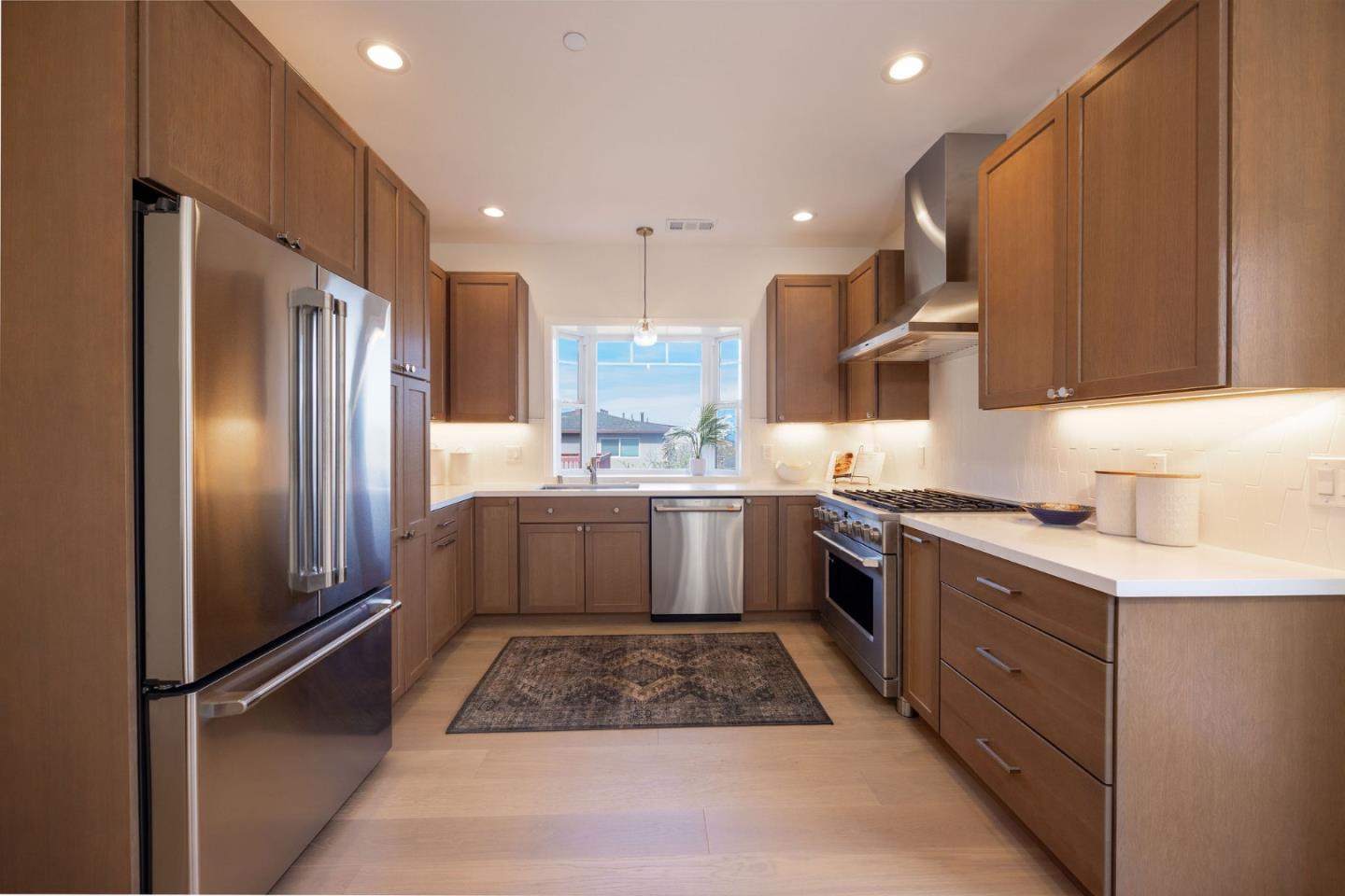 525 5th Street