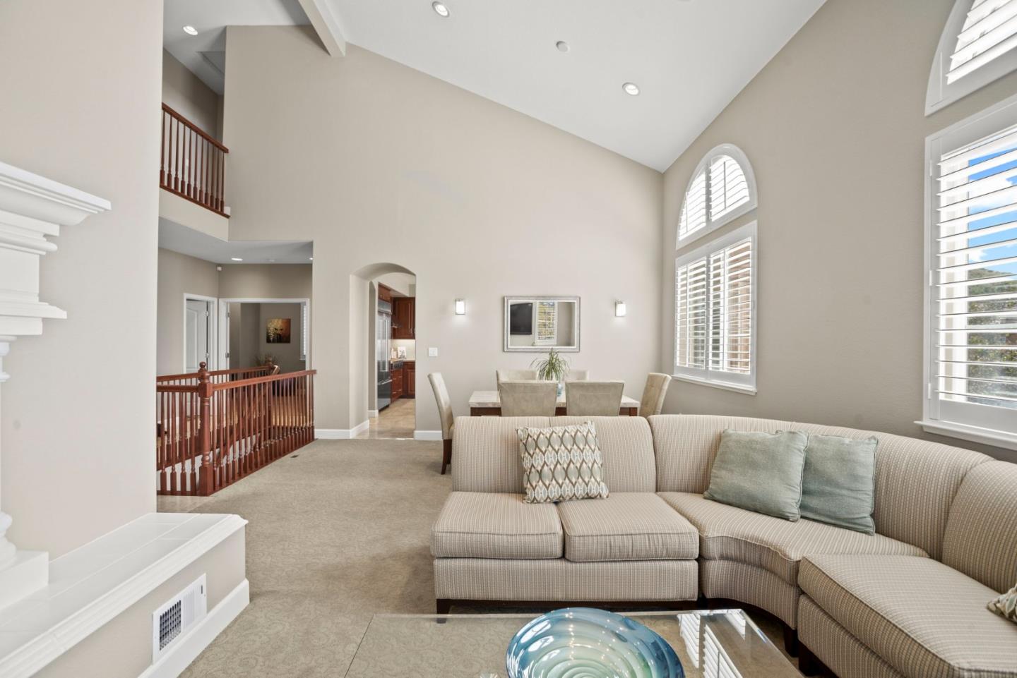 15 Monte Vista Way