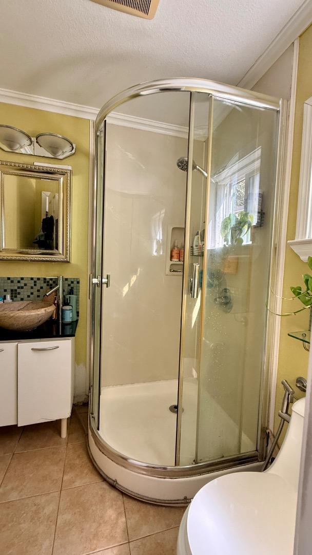 1425 California Drive