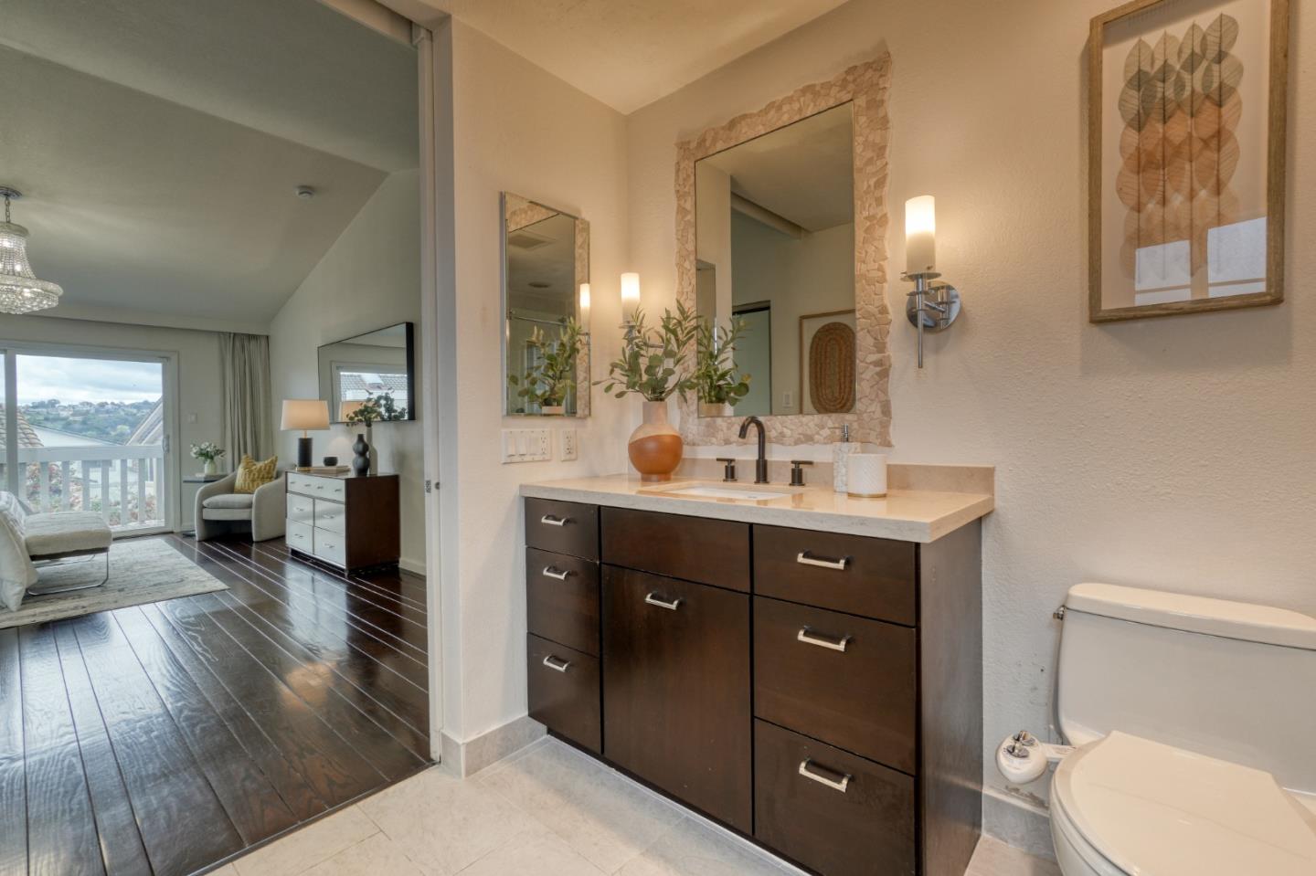 15 Amy Dr