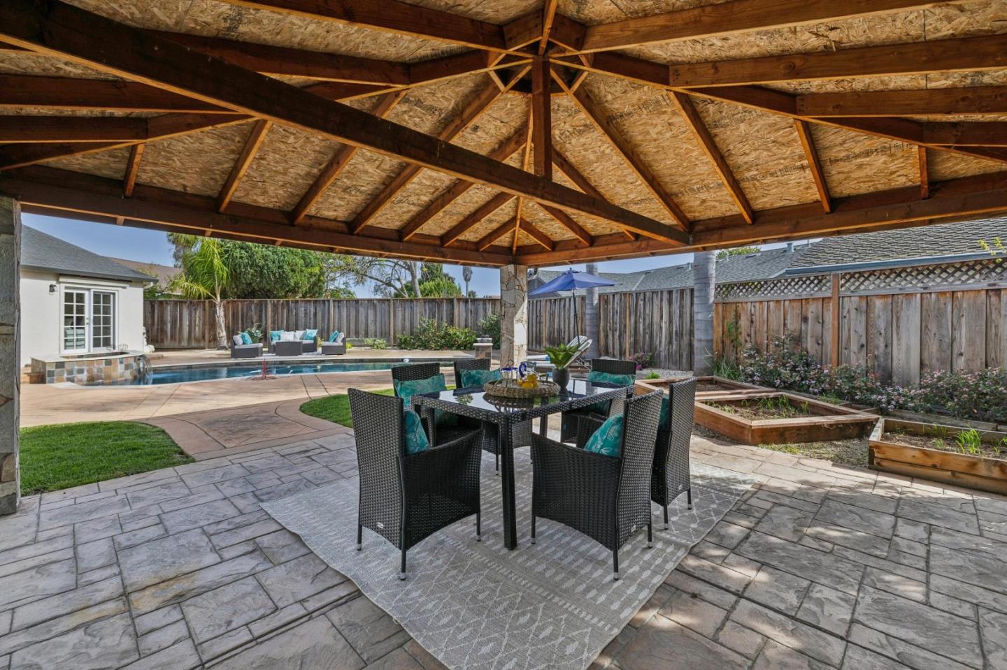 38823 Bluegrass Court