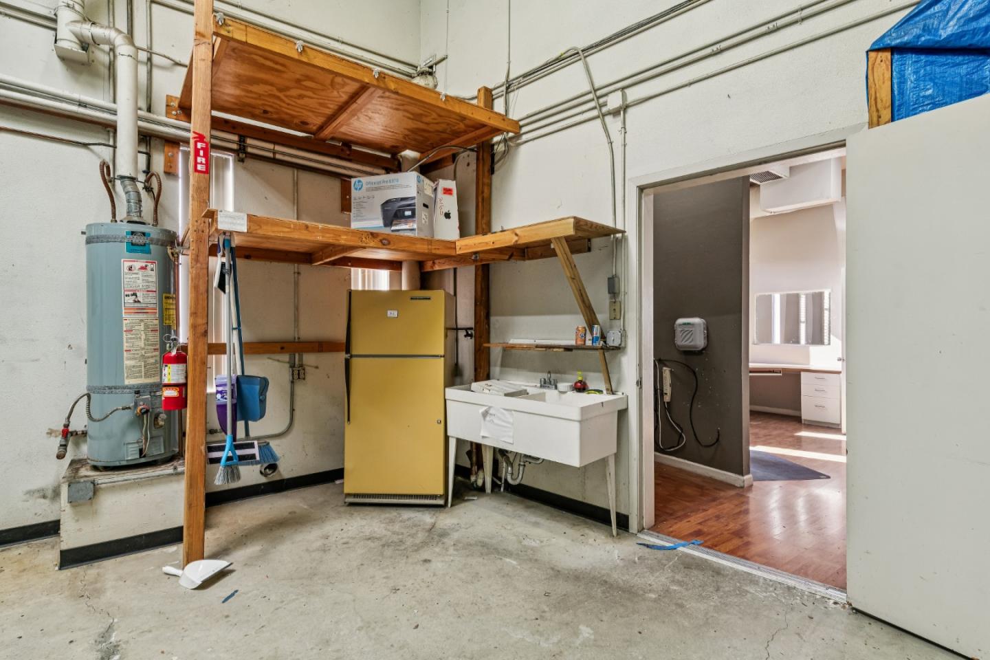 33 West 25th Avenue