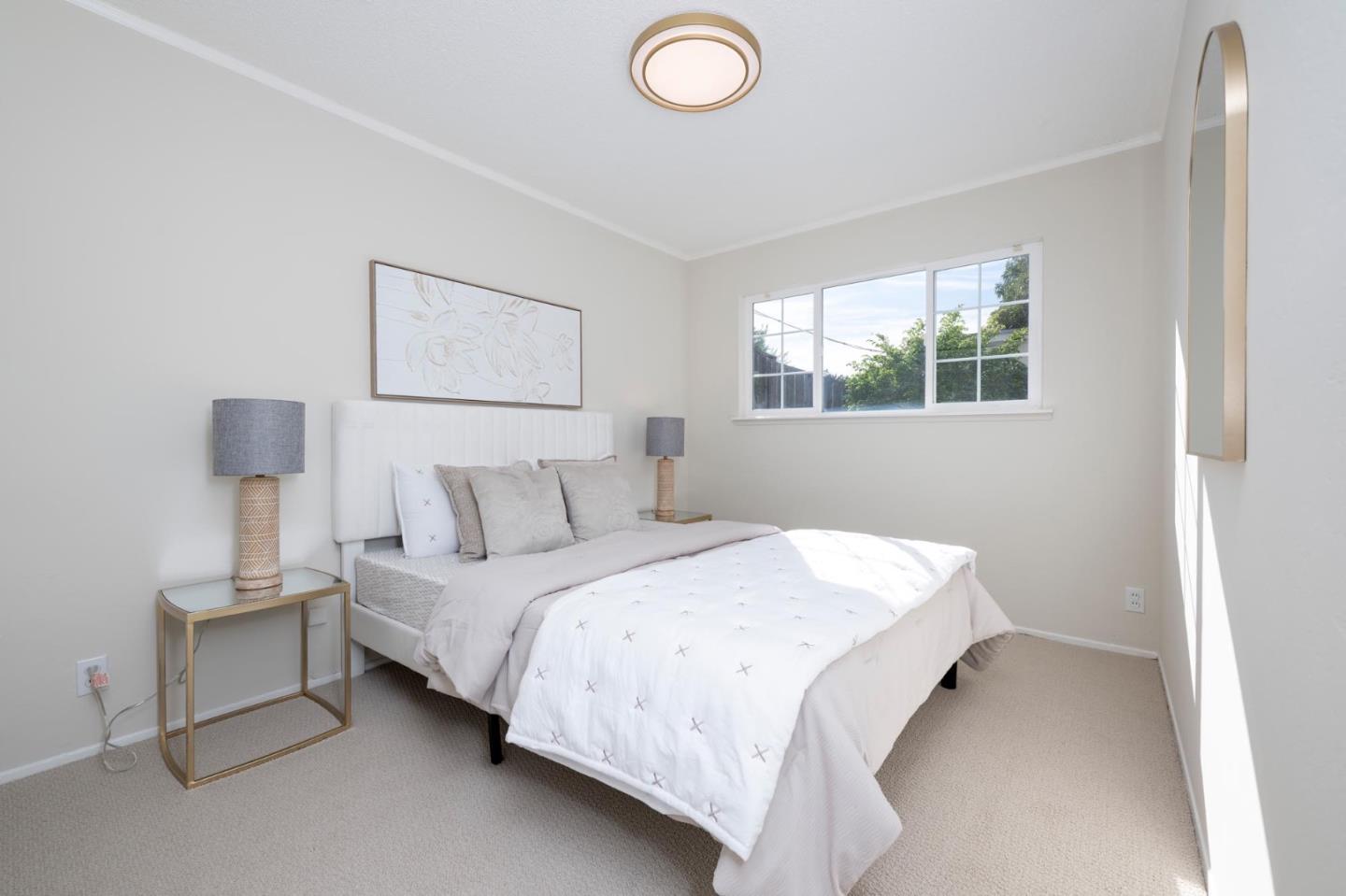 1340 Manzanita Drive