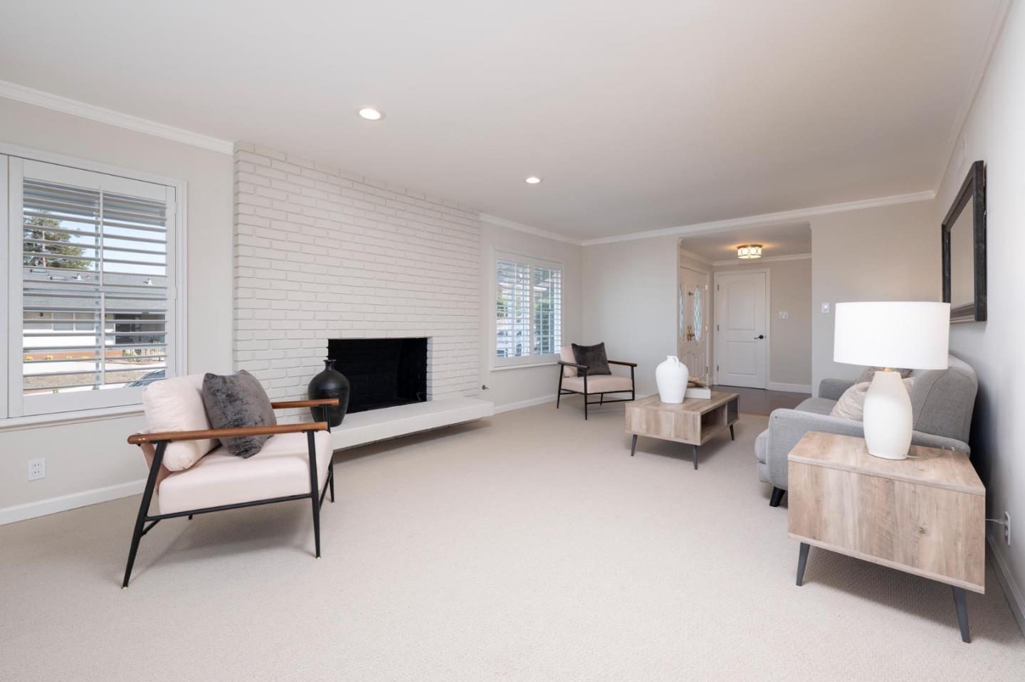 1340 Manzanita Drive