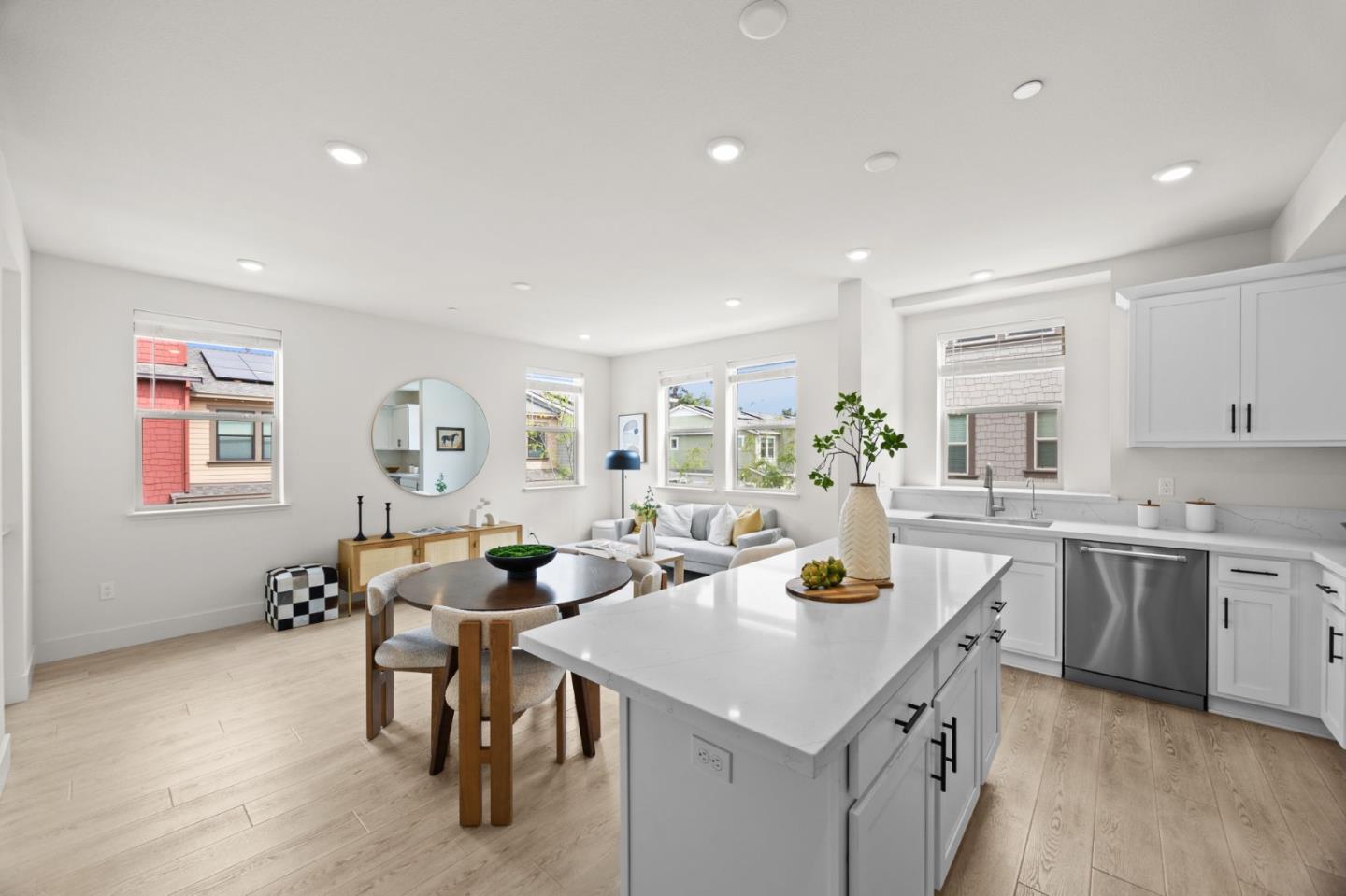 922 Noble Fir Terrace 1