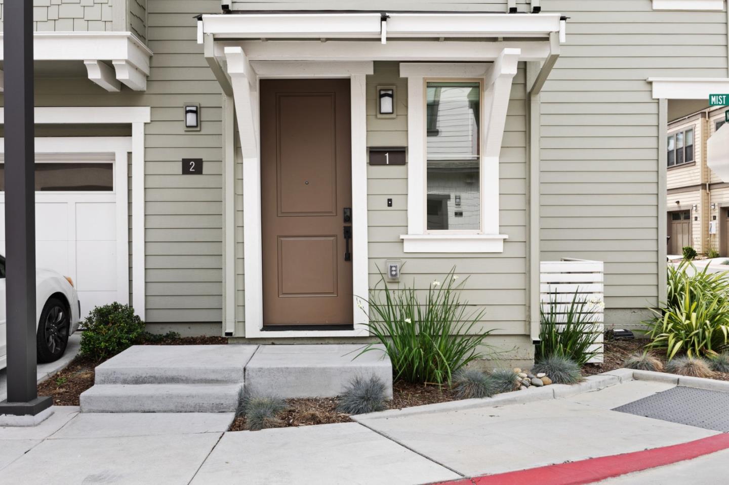 922 Noble Fir Terrace 1