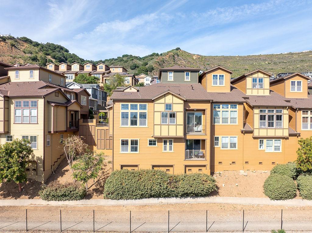6024 Old Quarry Loop
