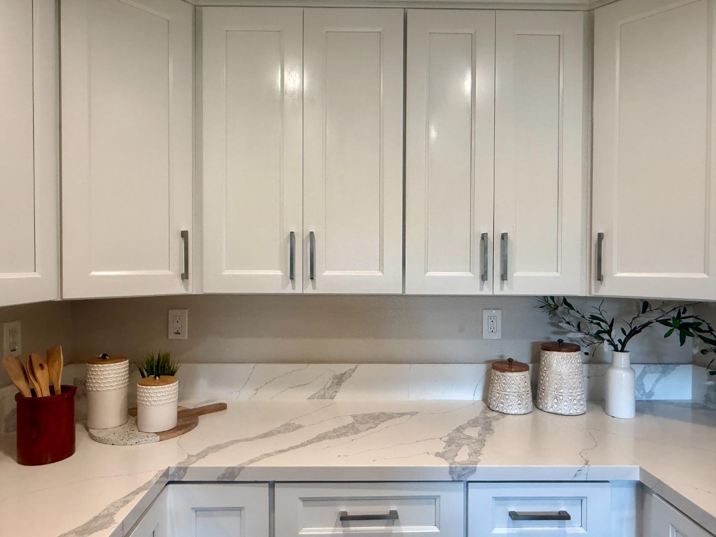 466 Costa Mesa Terrace G