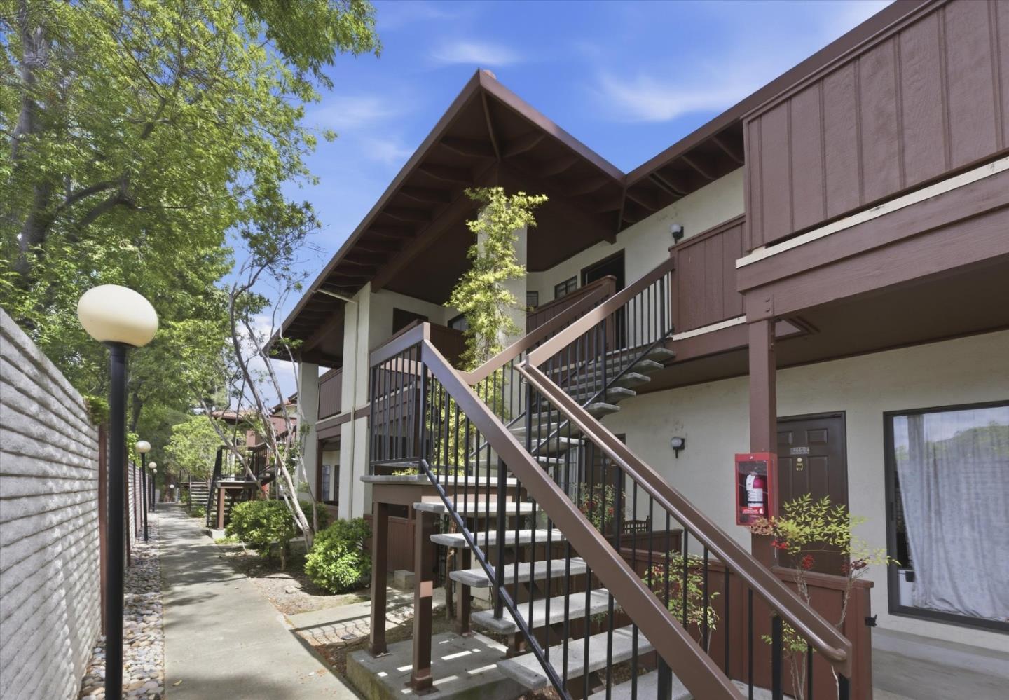 466 Costa Mesa Terrace G