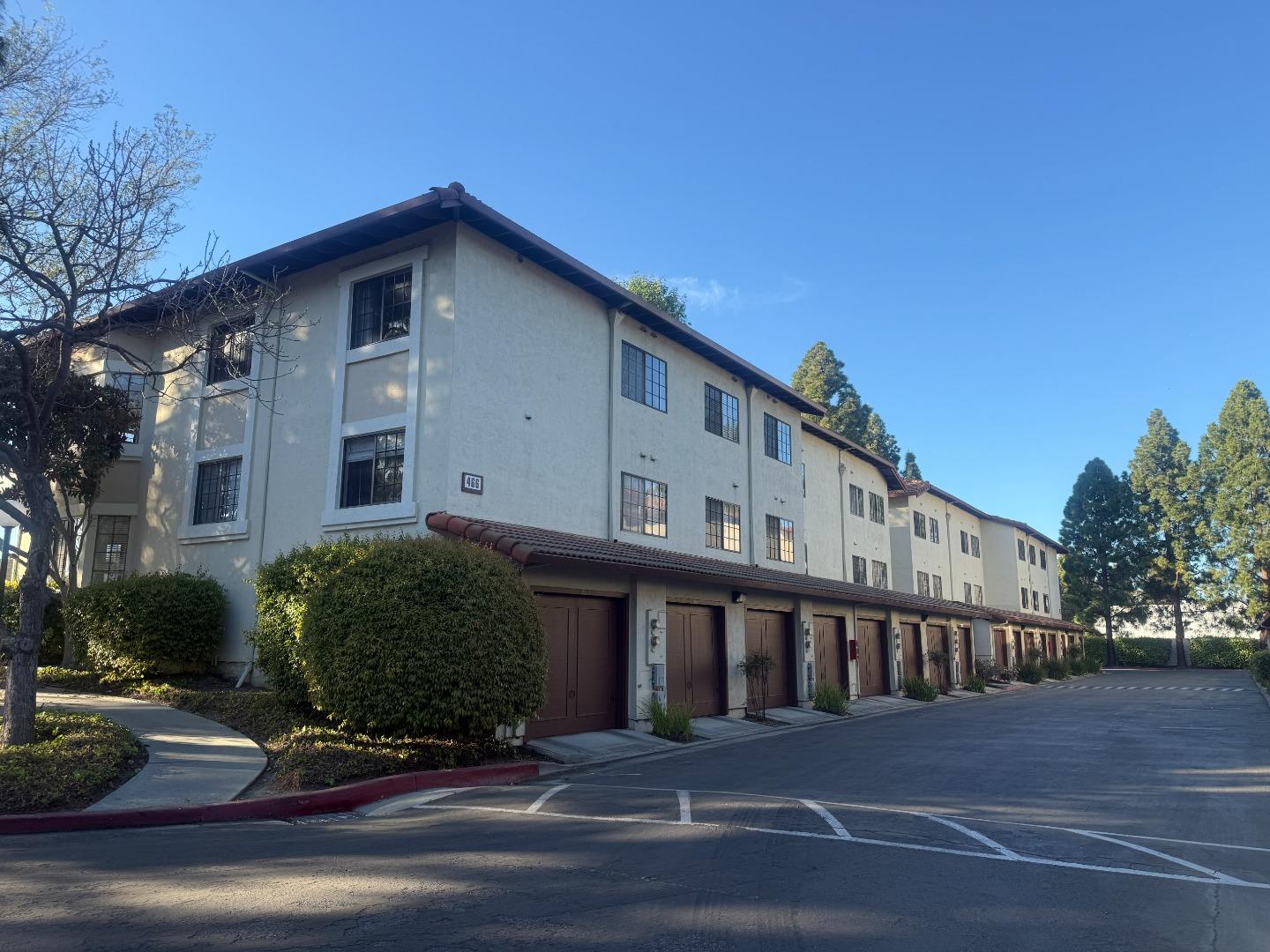 466 Costa Mesa Terrace G