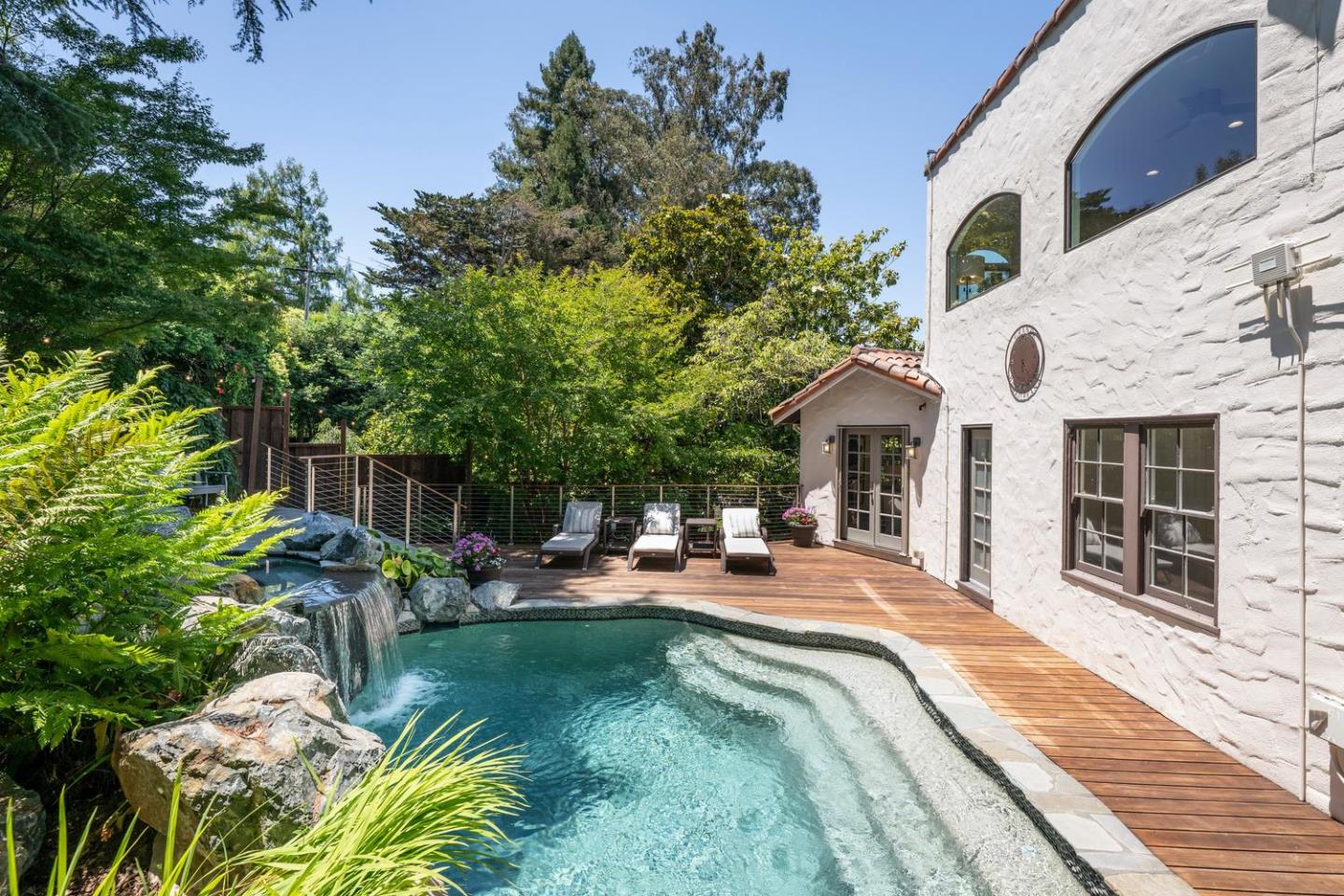 973 Baileyana Road