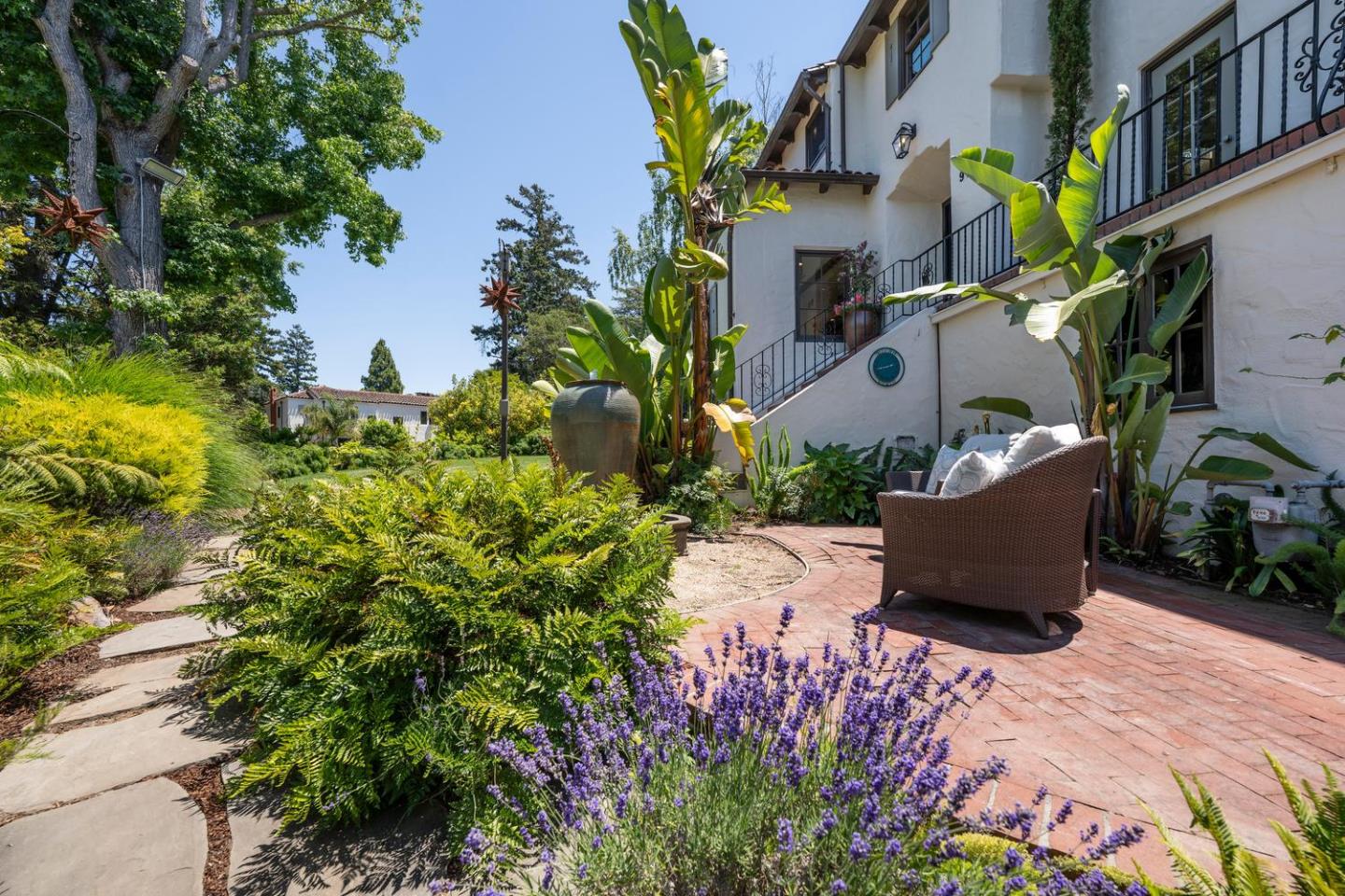 973 Baileyana Road