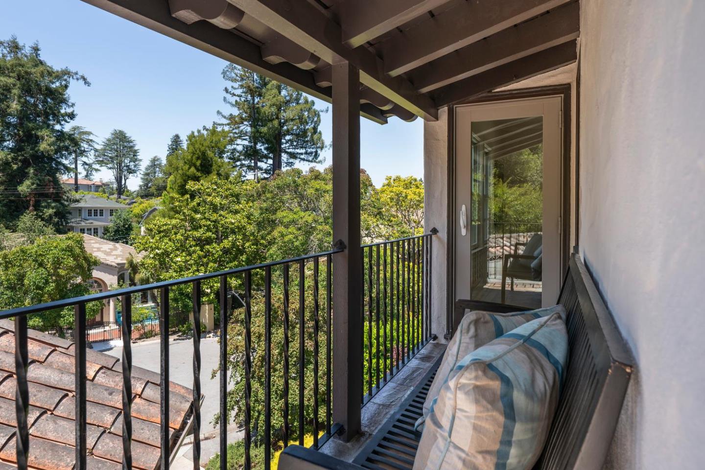 973 Baileyana Road