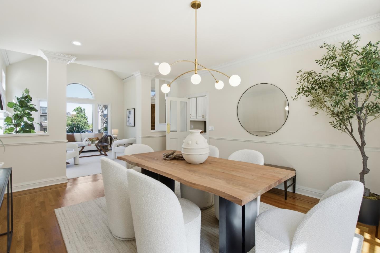 21592 Villa Maria Court