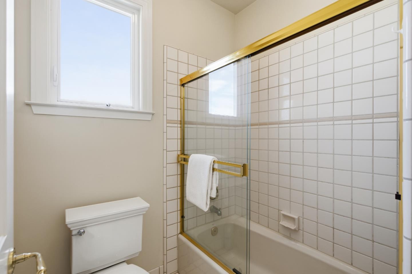 21592 Villa Maria Court