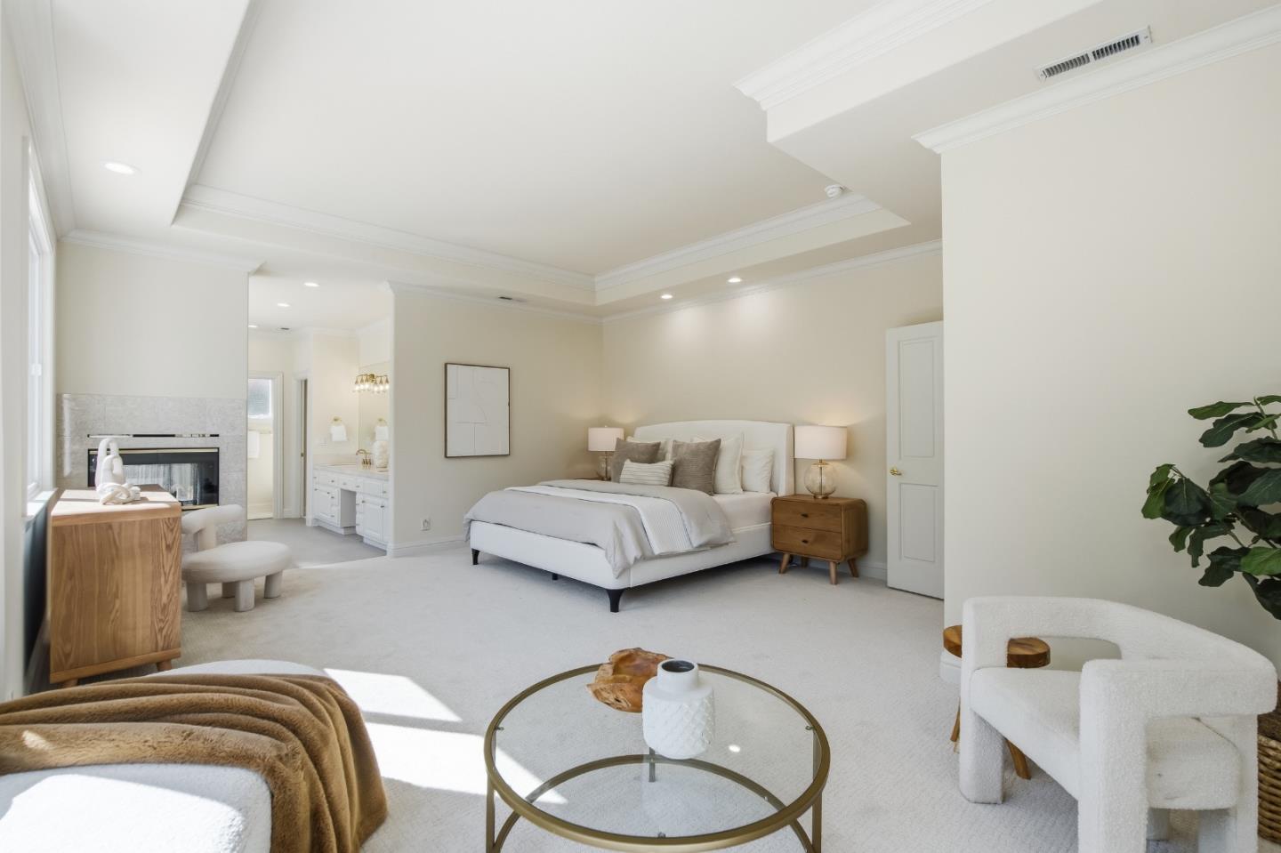 21592 Villa Maria Court