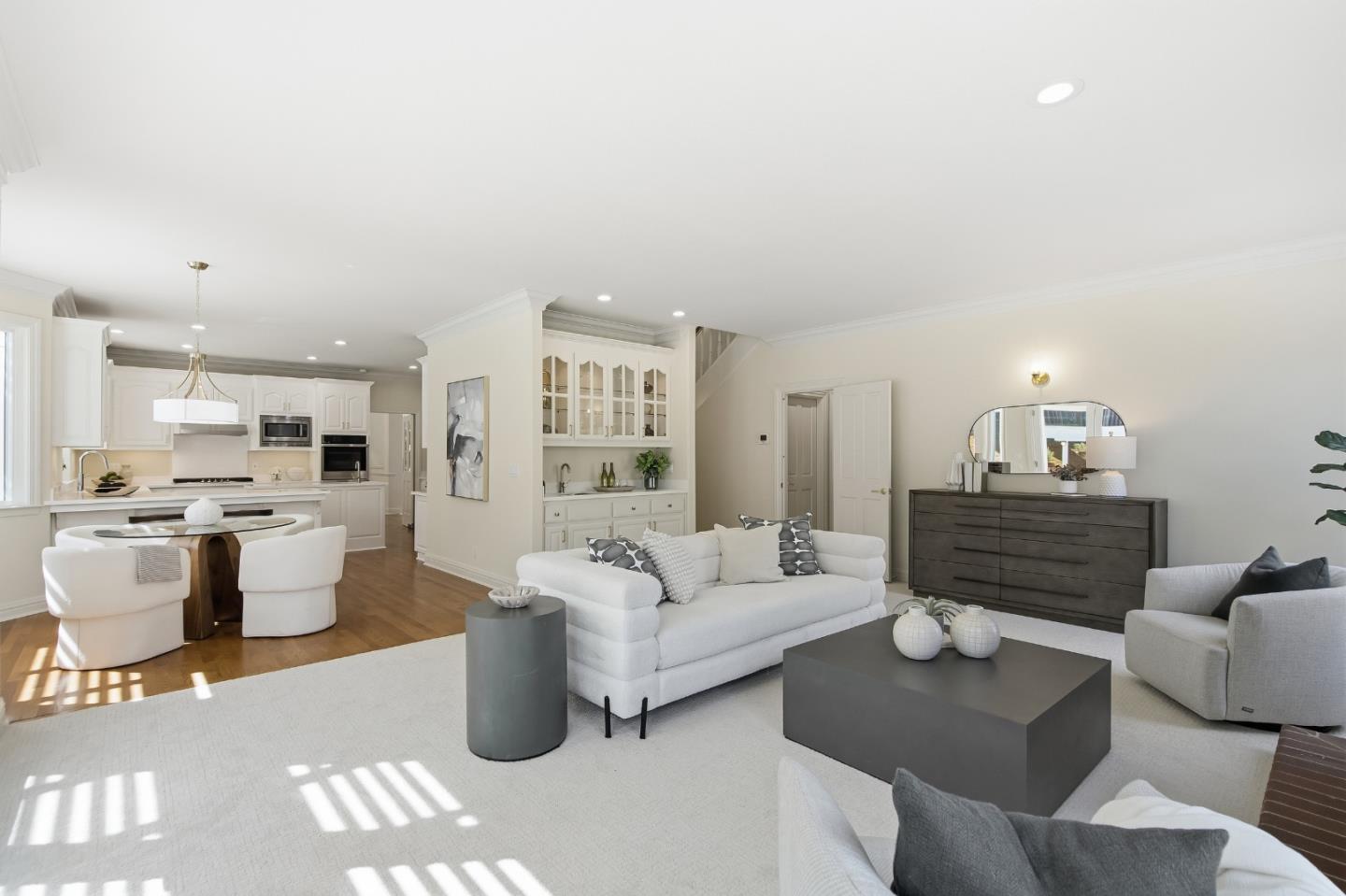 21592 Villa Maria Court