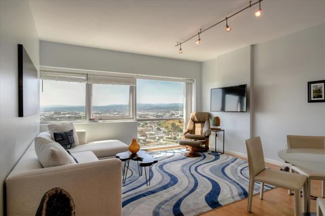 1 Mandalay Place 805