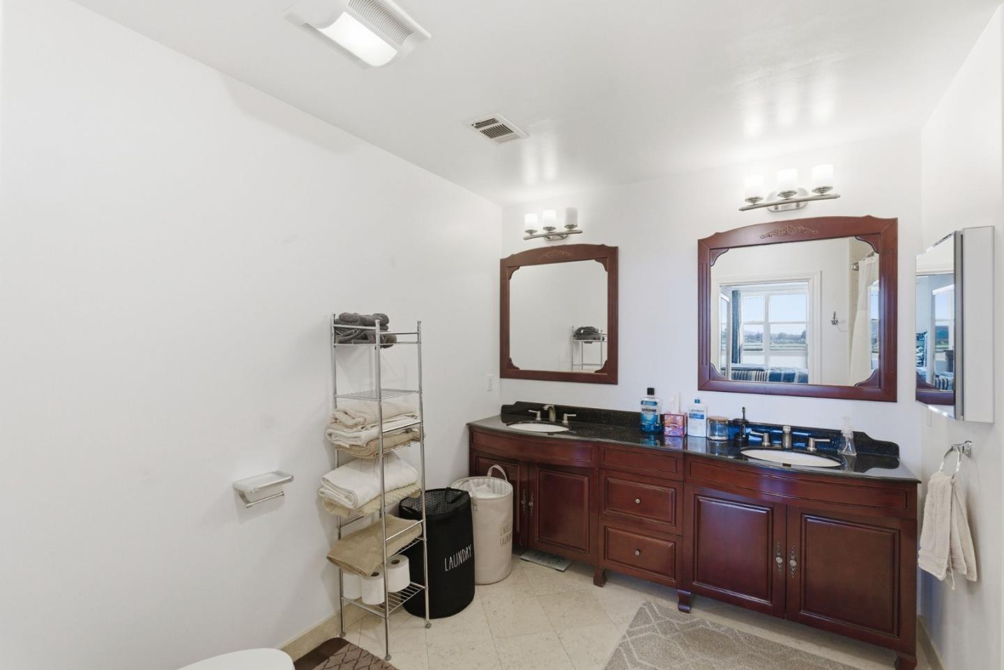 151 El Camino Real 305