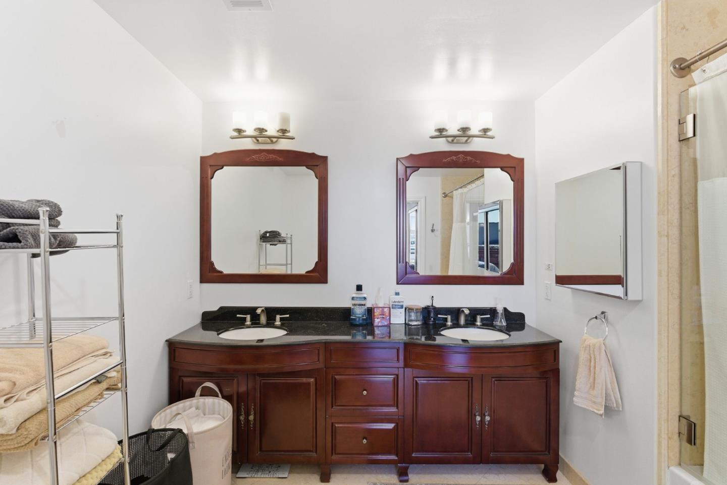 151 El Camino Real 305