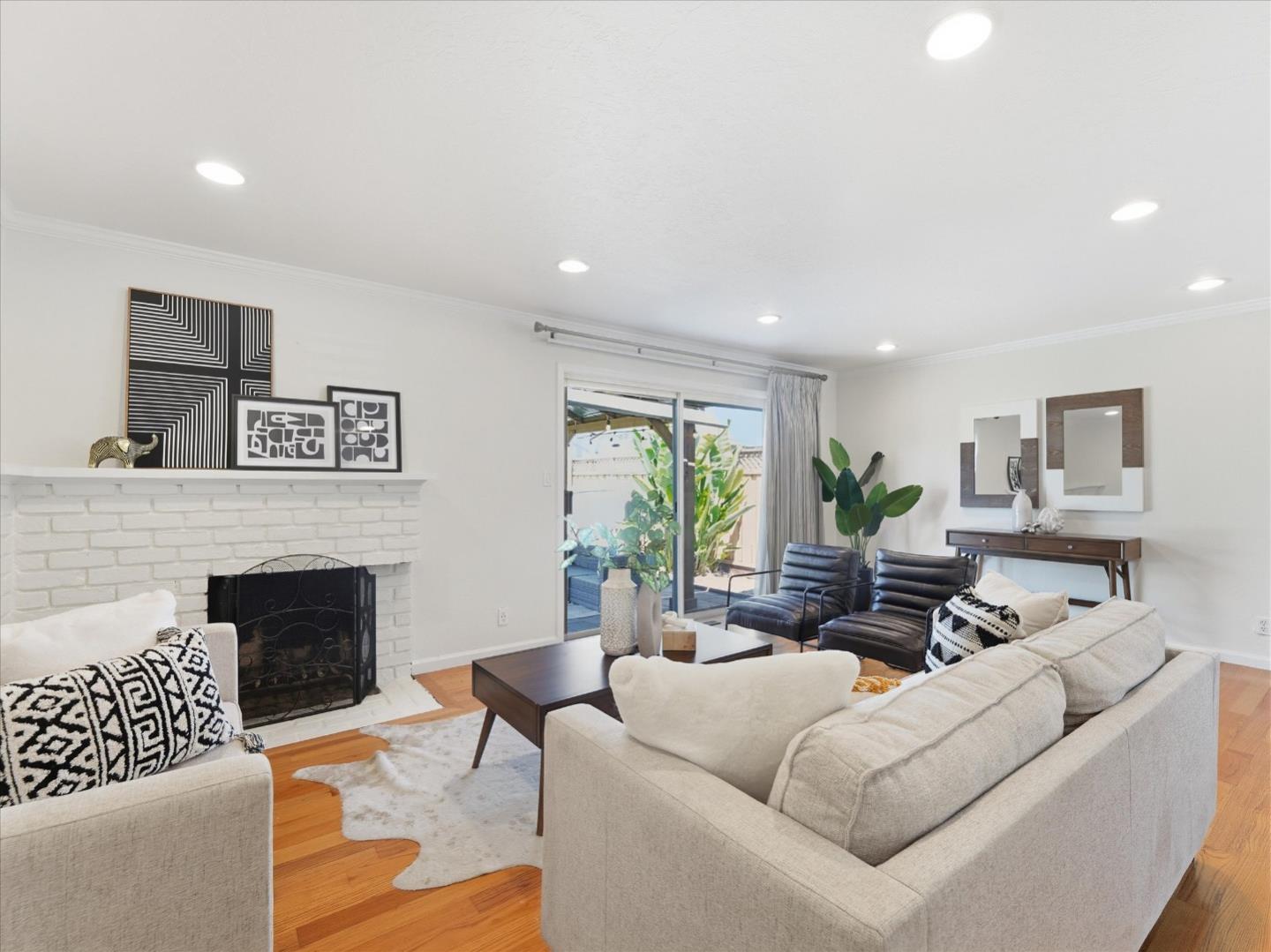 1253 Willo Mar Drive