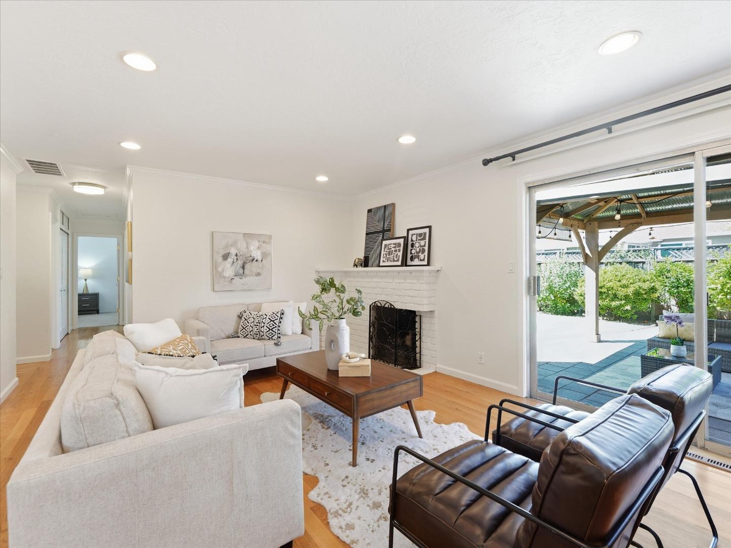 1253 Willo Mar Drive