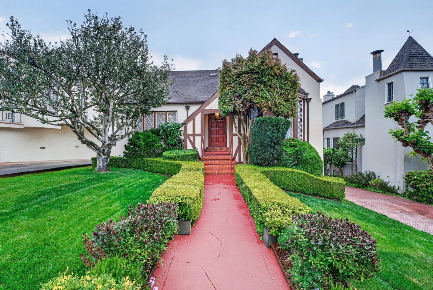335 Yerba Buena Avenue