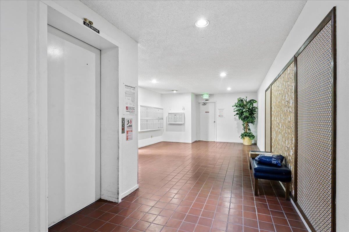 1031 Cherry Avenue 75